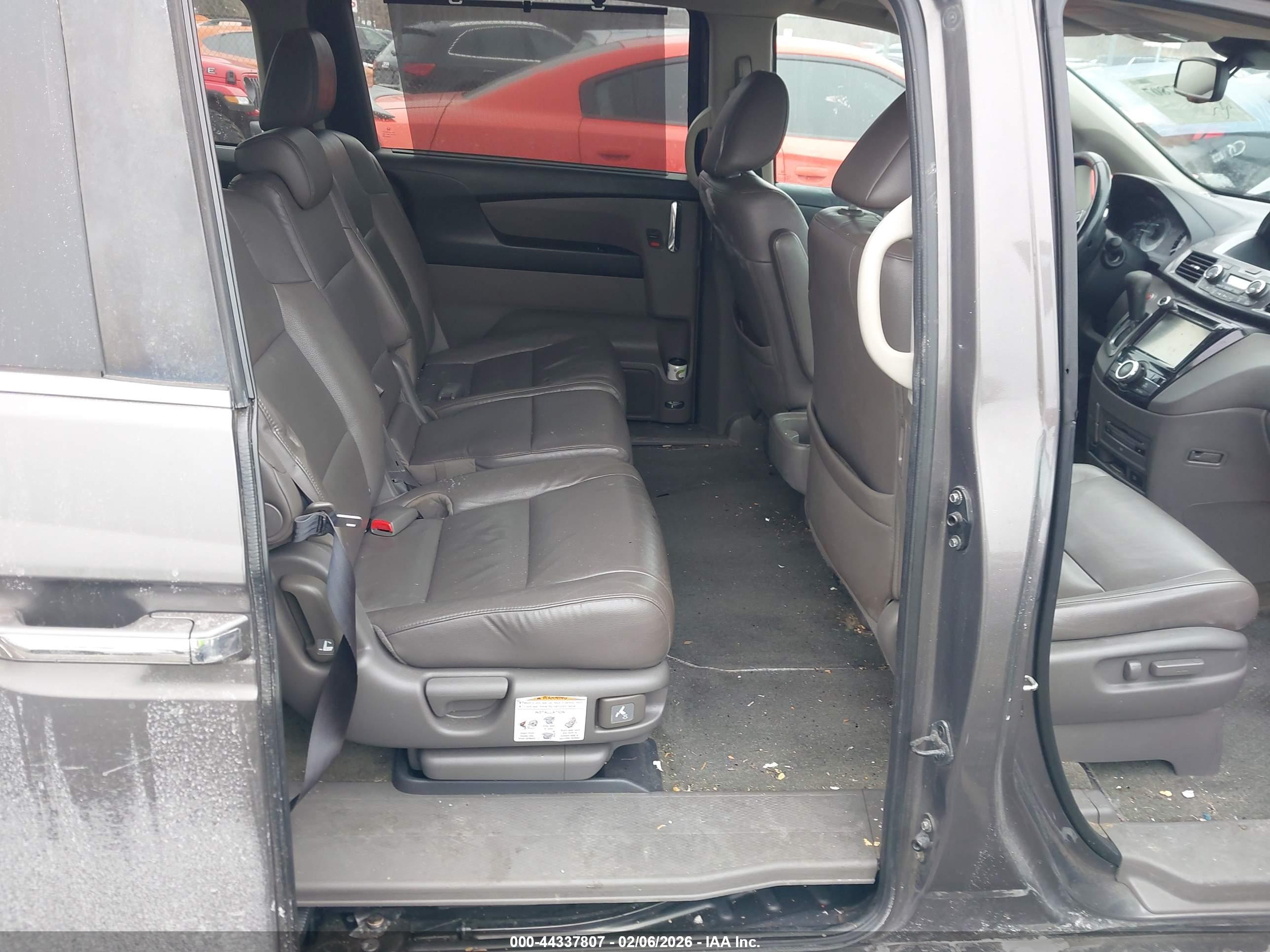 HONDA ODYSSEY image 8