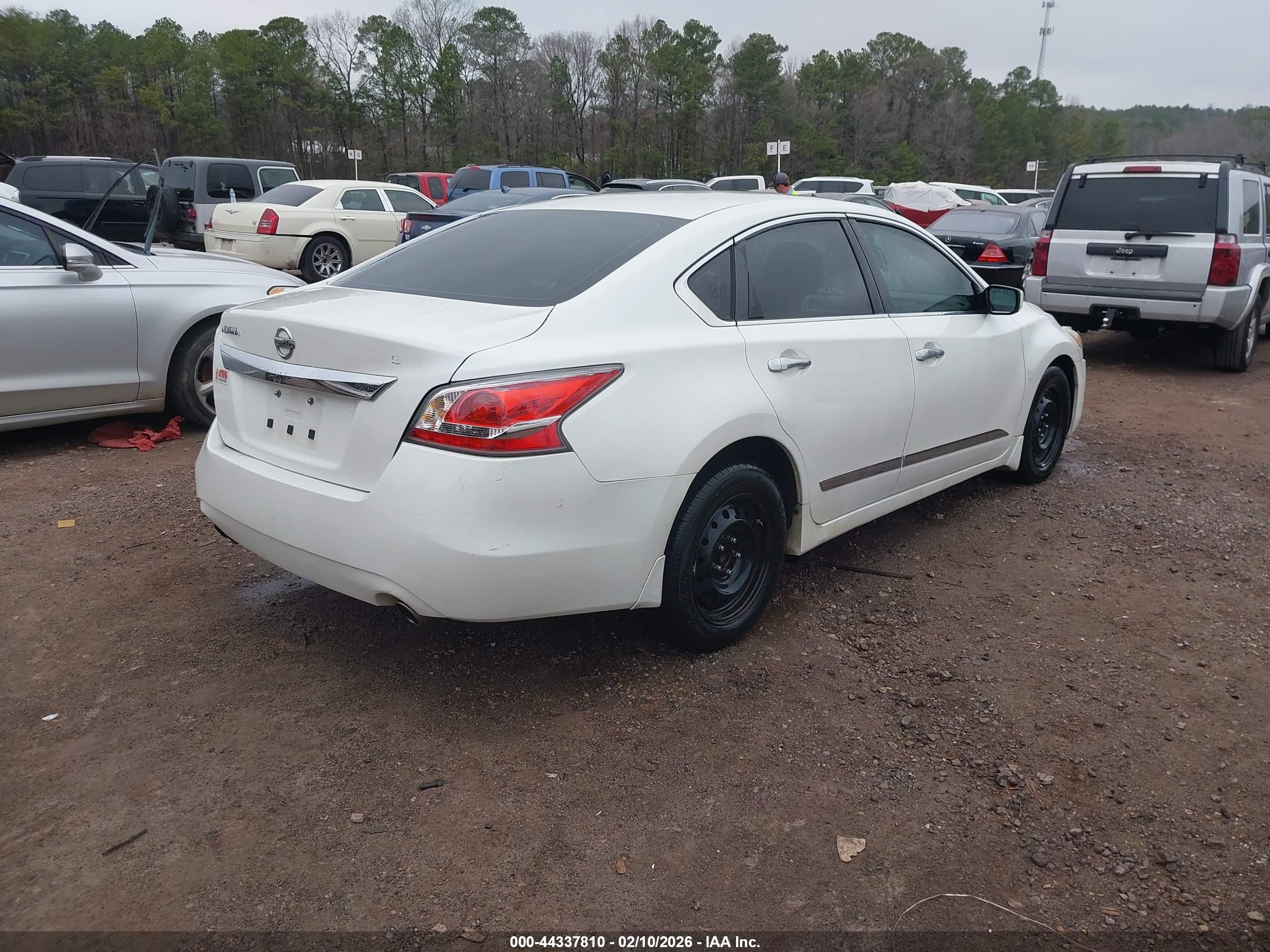 NISSAN ALTIMA image 4