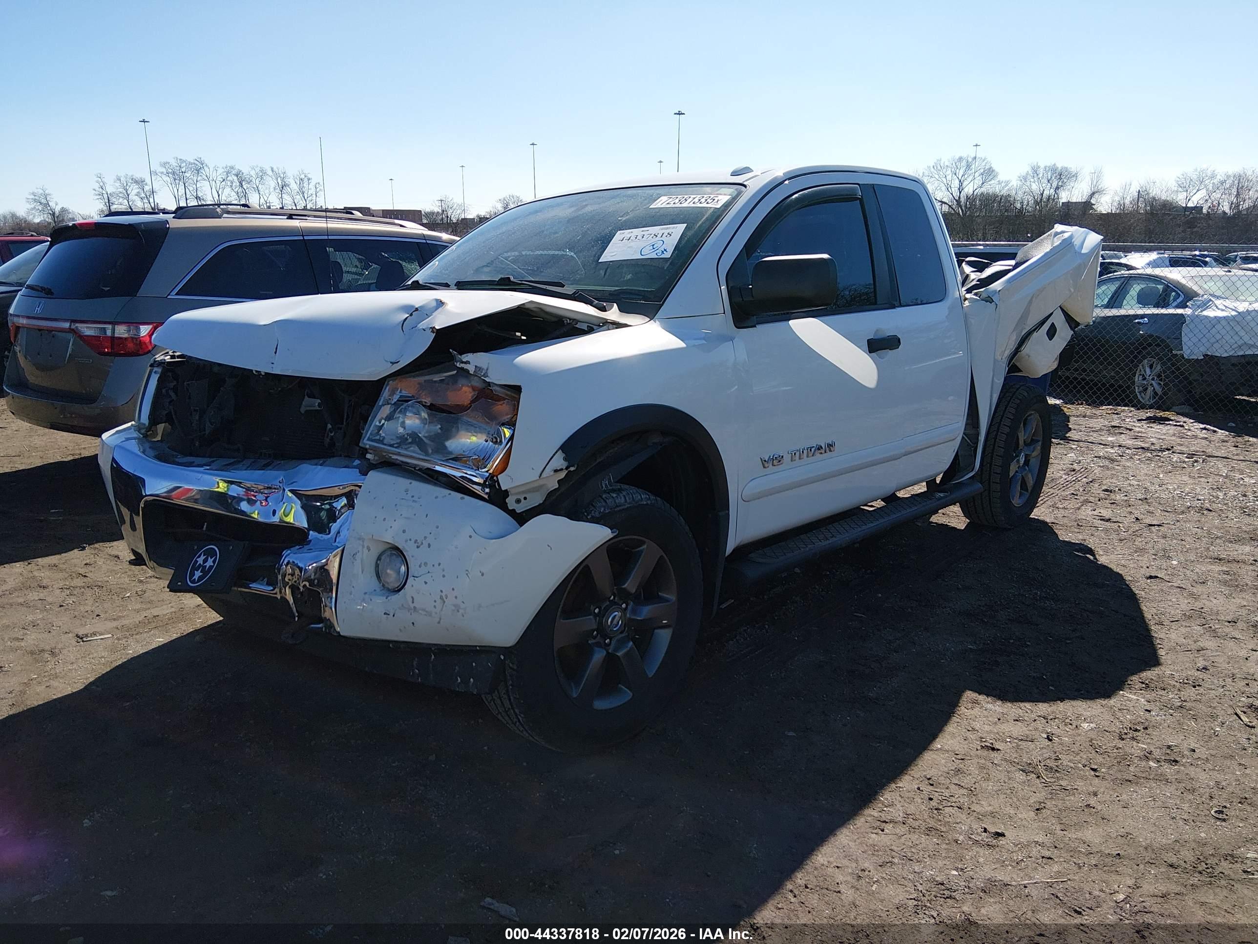 NISSAN TITAN image 2