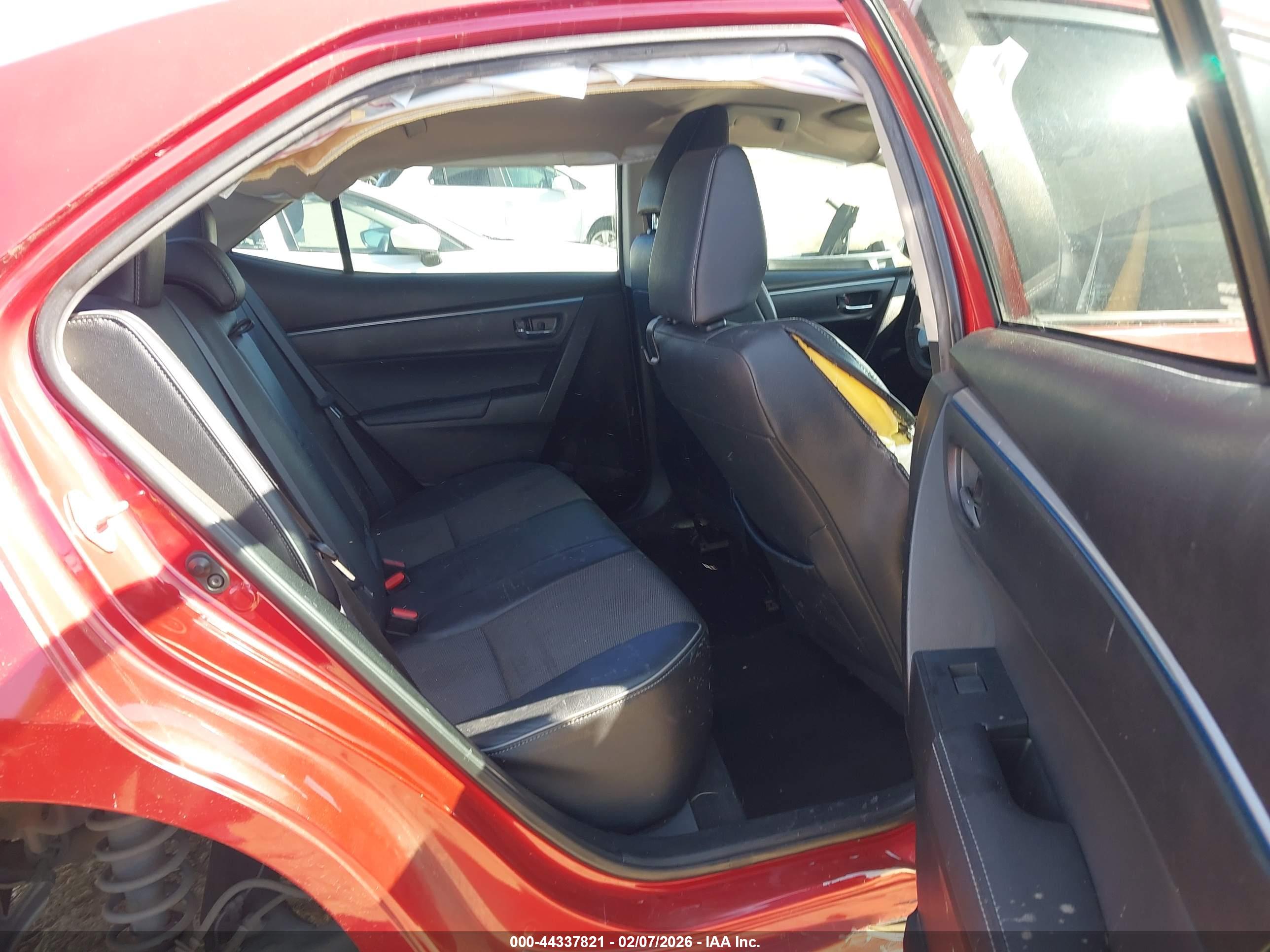 TOYOTA COROLLA image 8