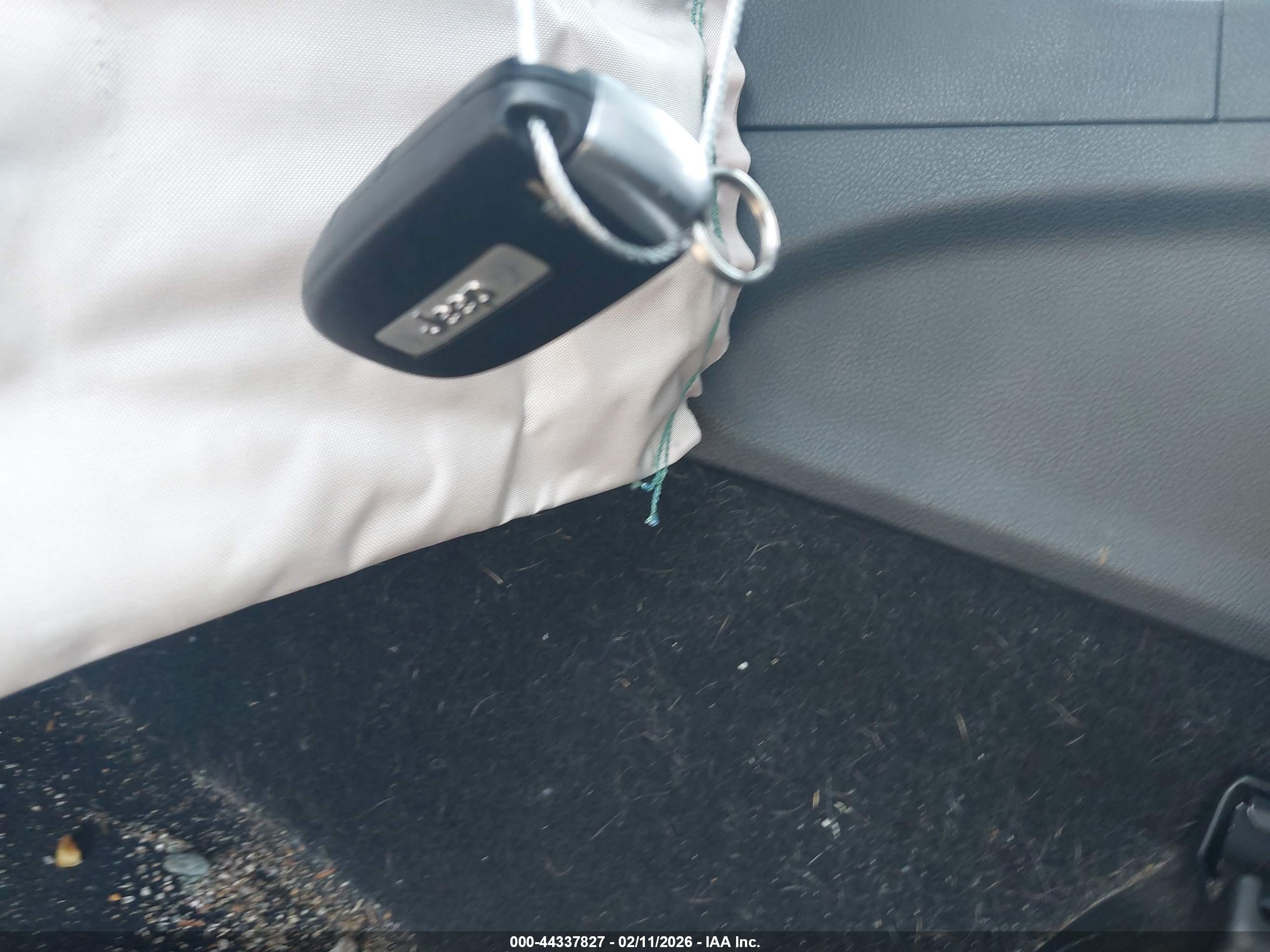 JEEP GRAND image 11