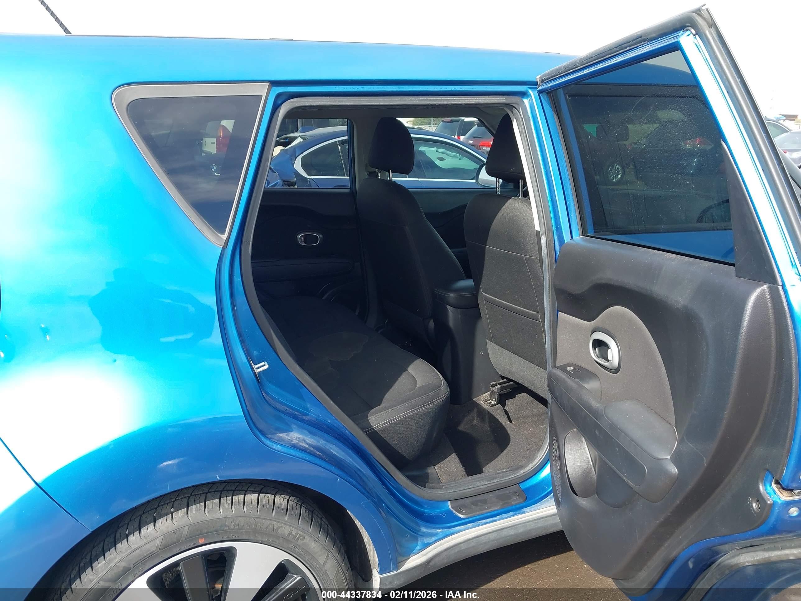 KIA SOUL image 8