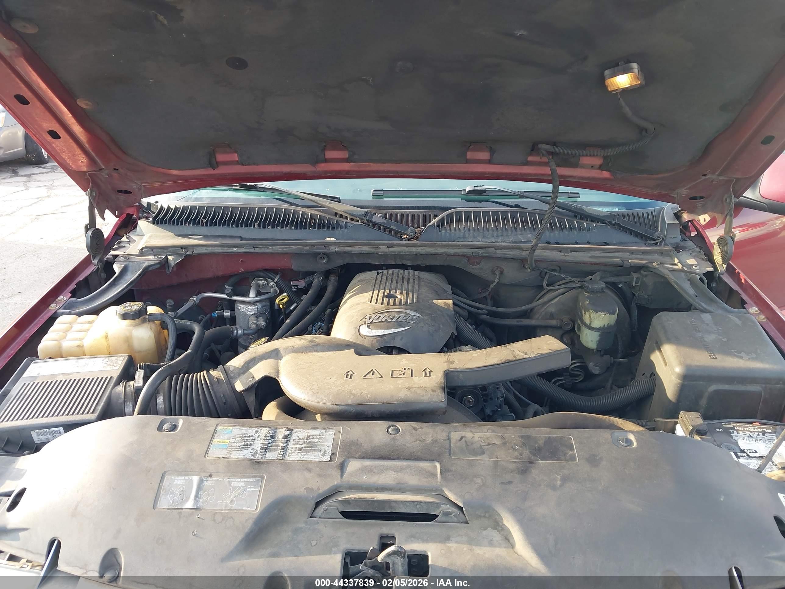 CHEVROLET TAHOE image 10