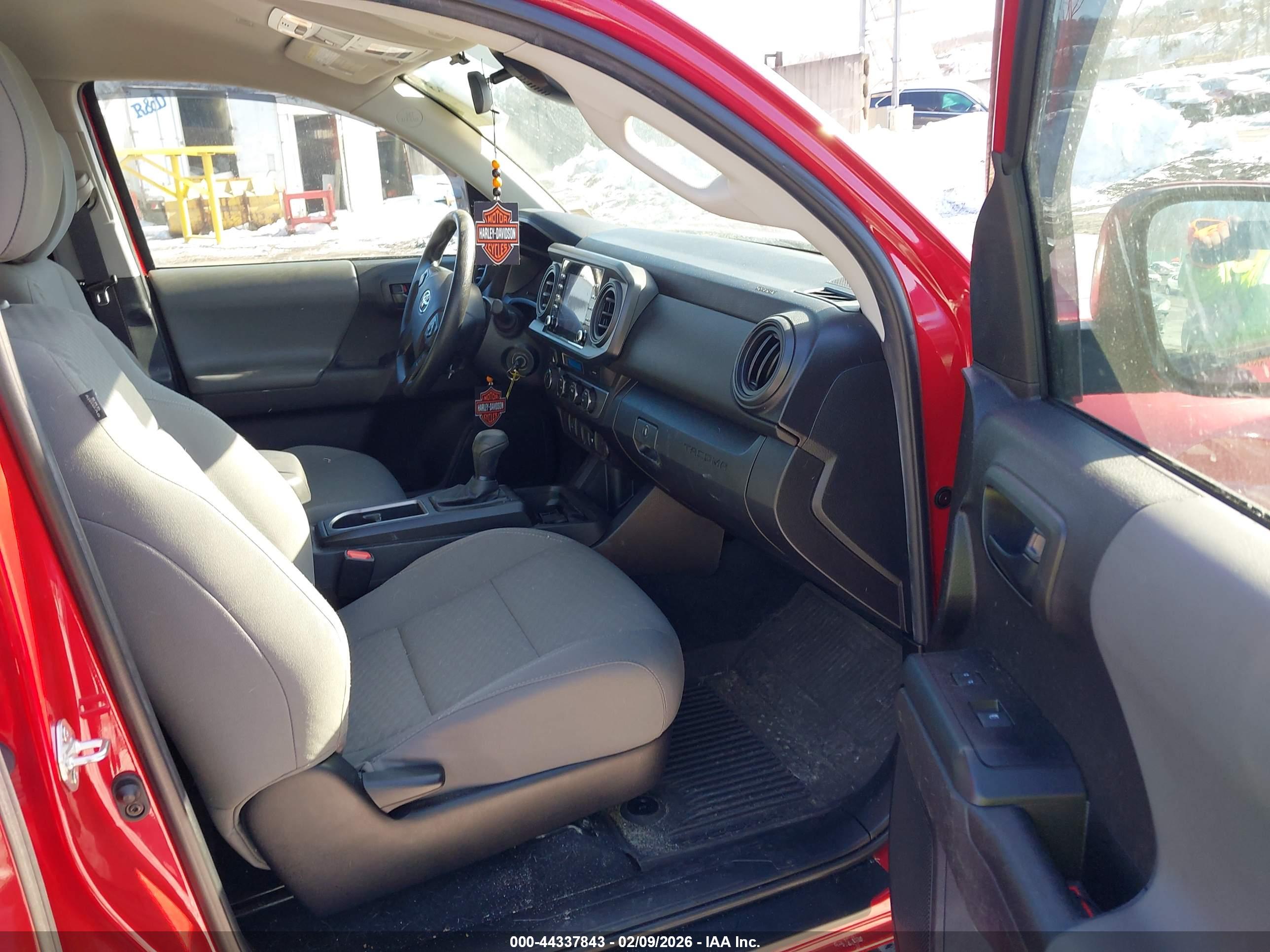 TOYOTA TACOMA image 5