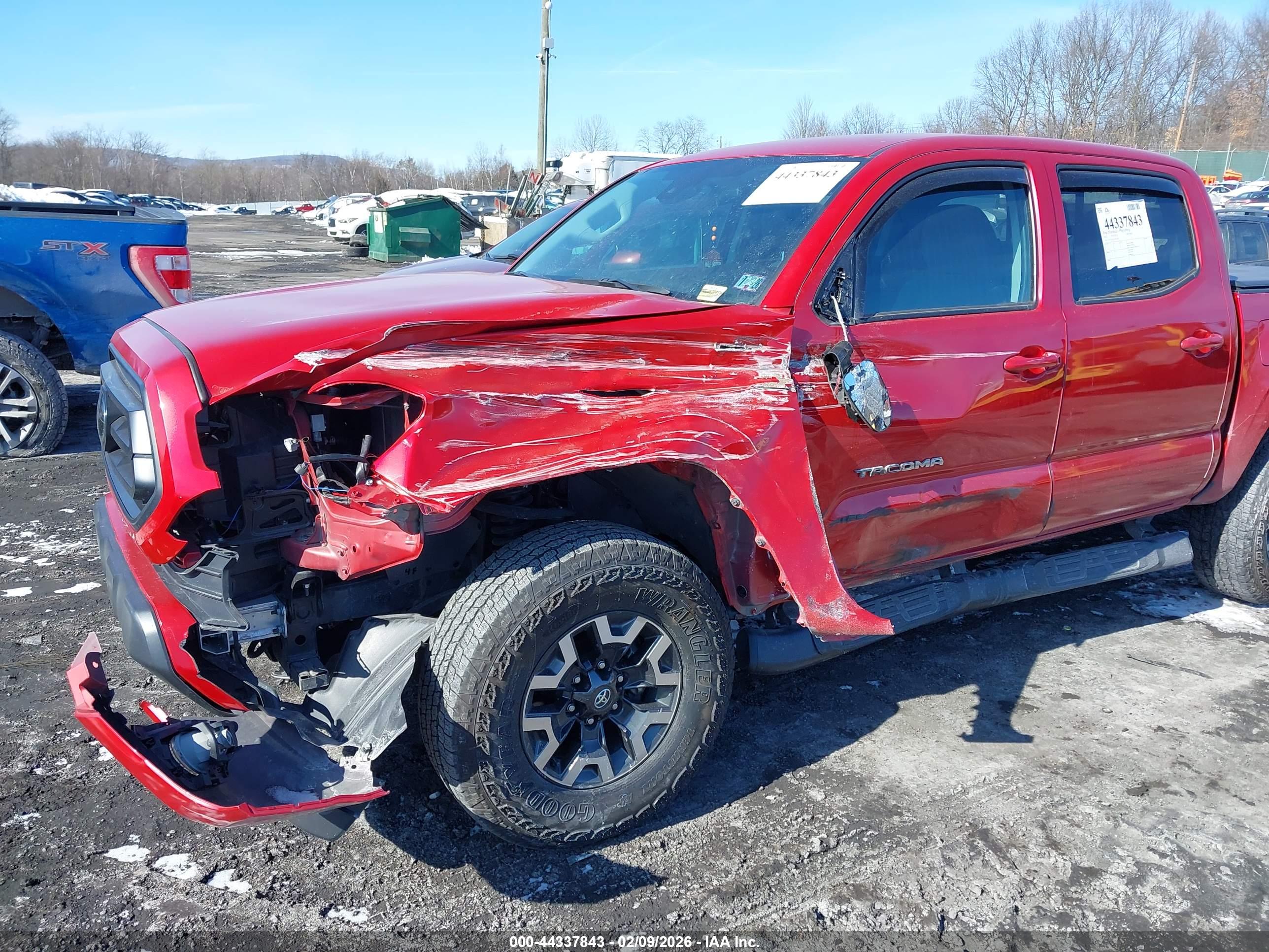 TOYOTA TACOMA image 6