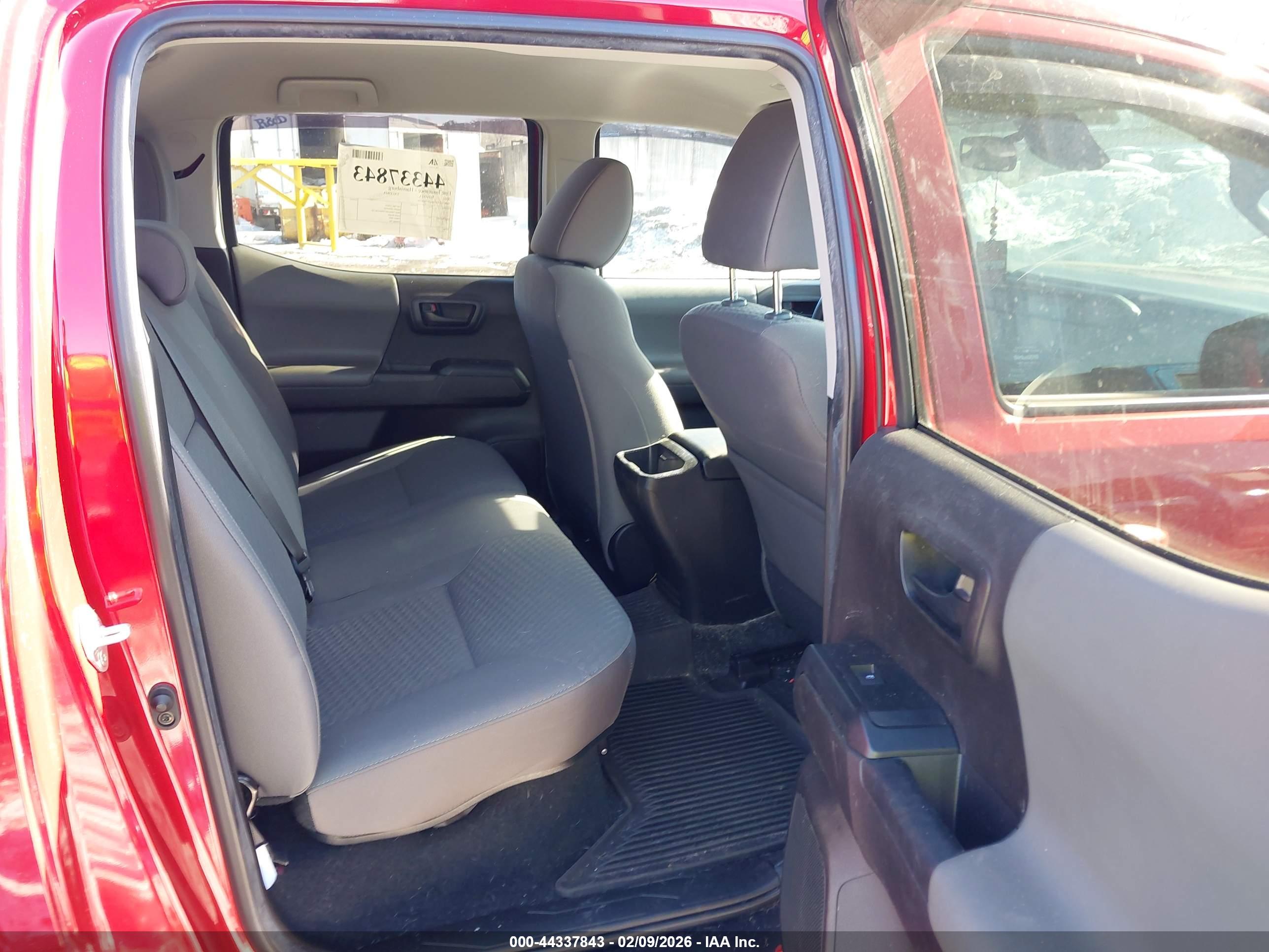 TOYOTA TACOMA image 8
