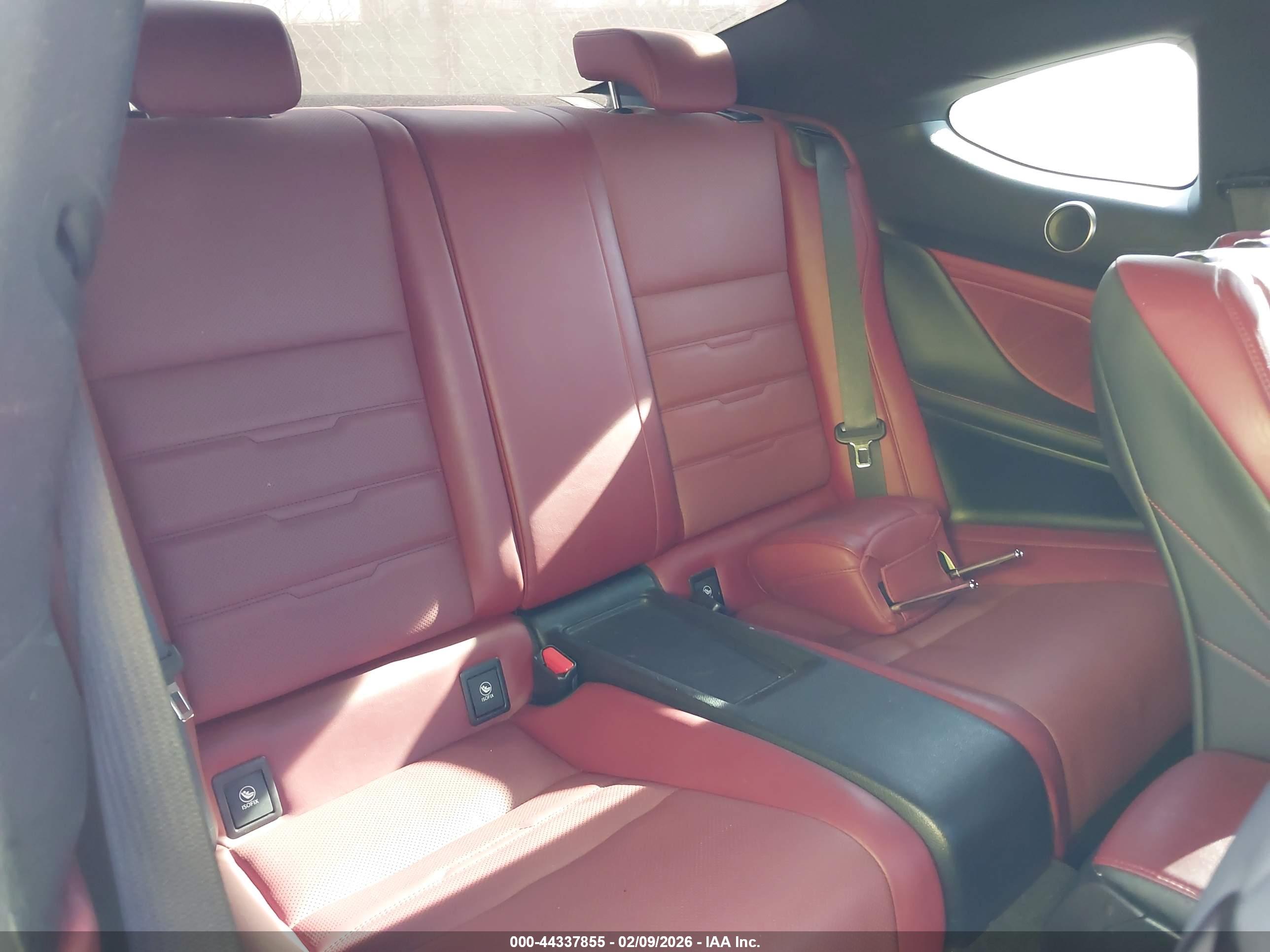 LEXUS RC image 8