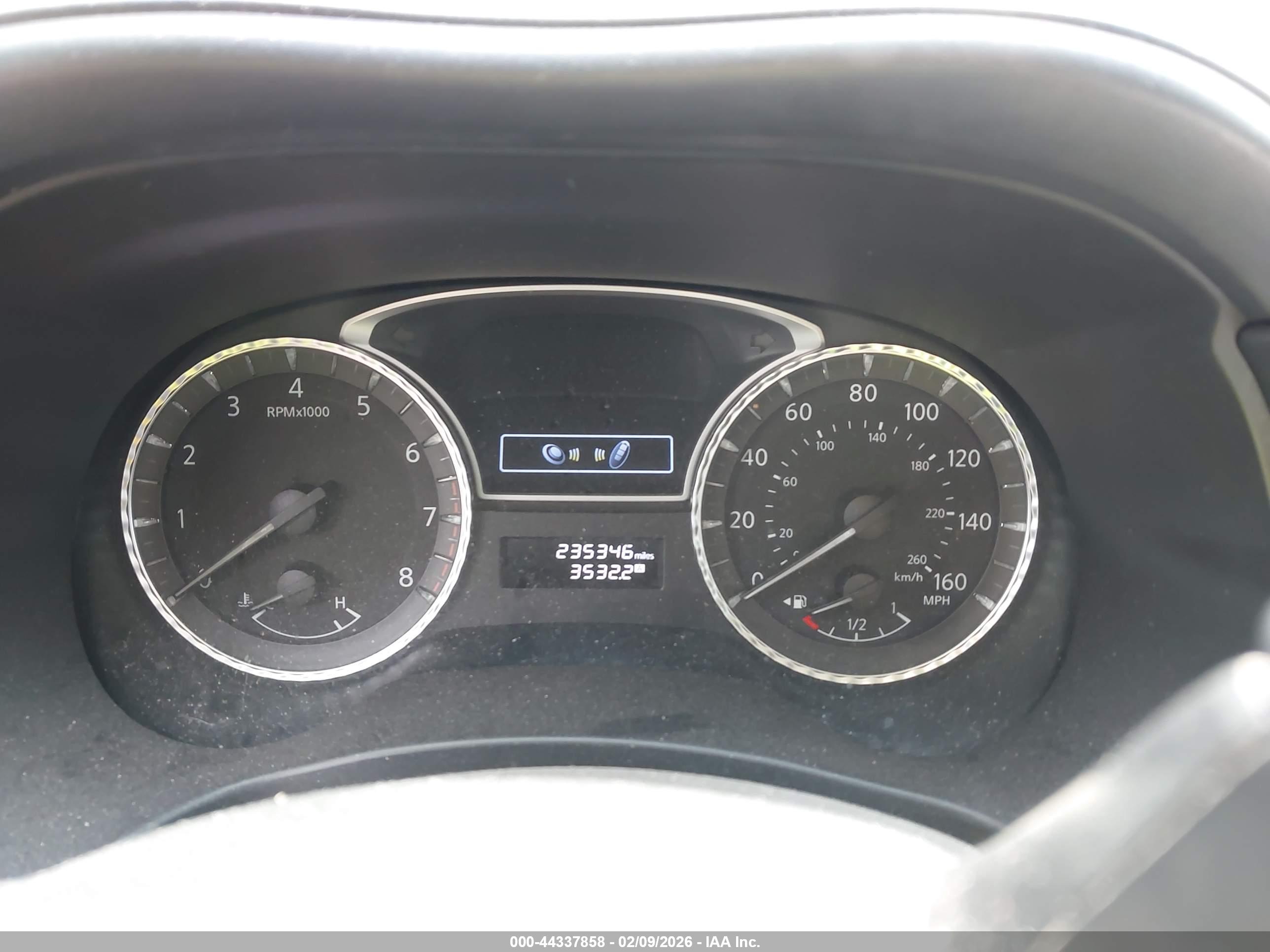 INFINITI JX35 image 7