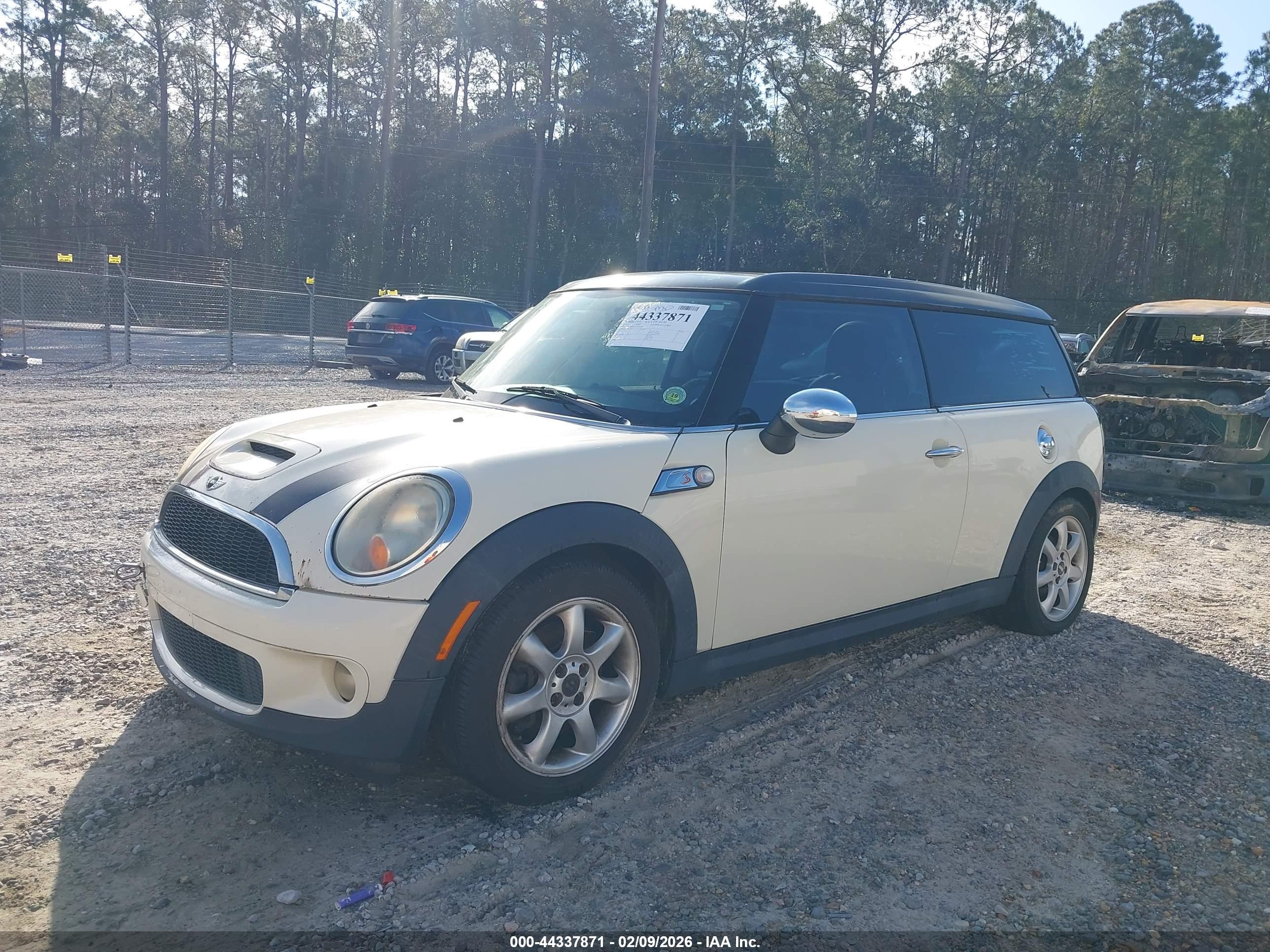 MINI COOPER image 6