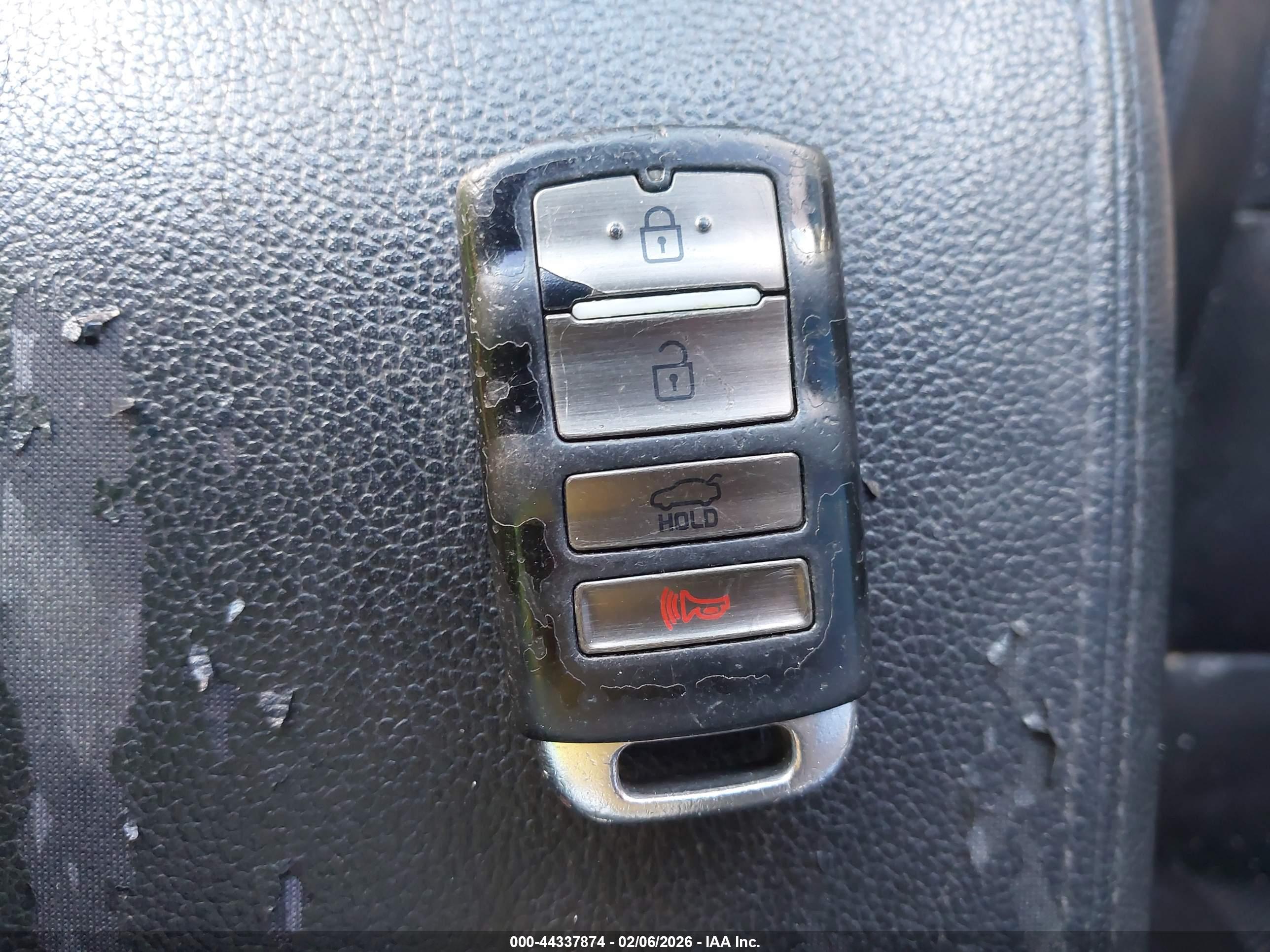 KIA CADENZA image 11