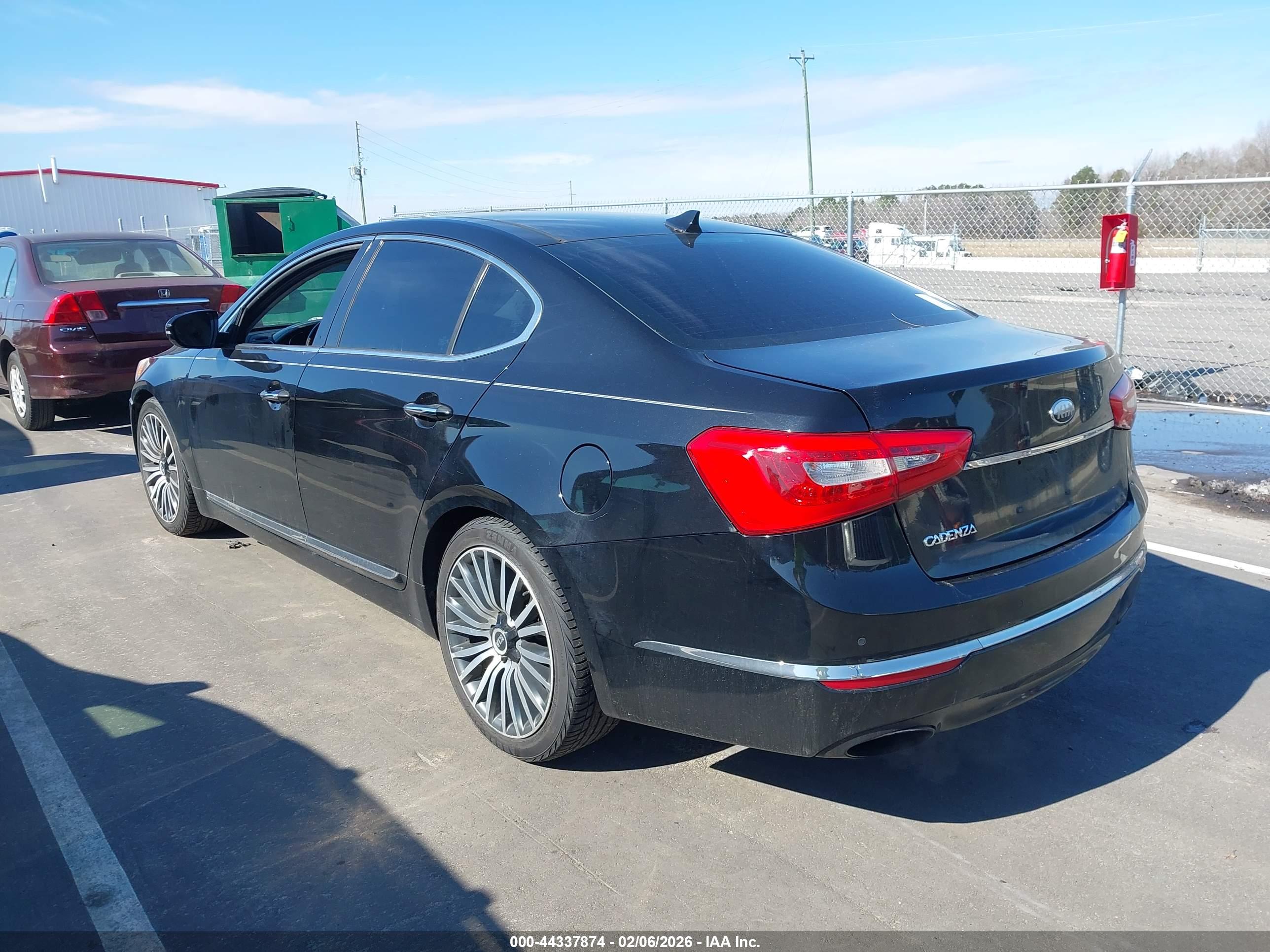 KIA CADENZA image 3