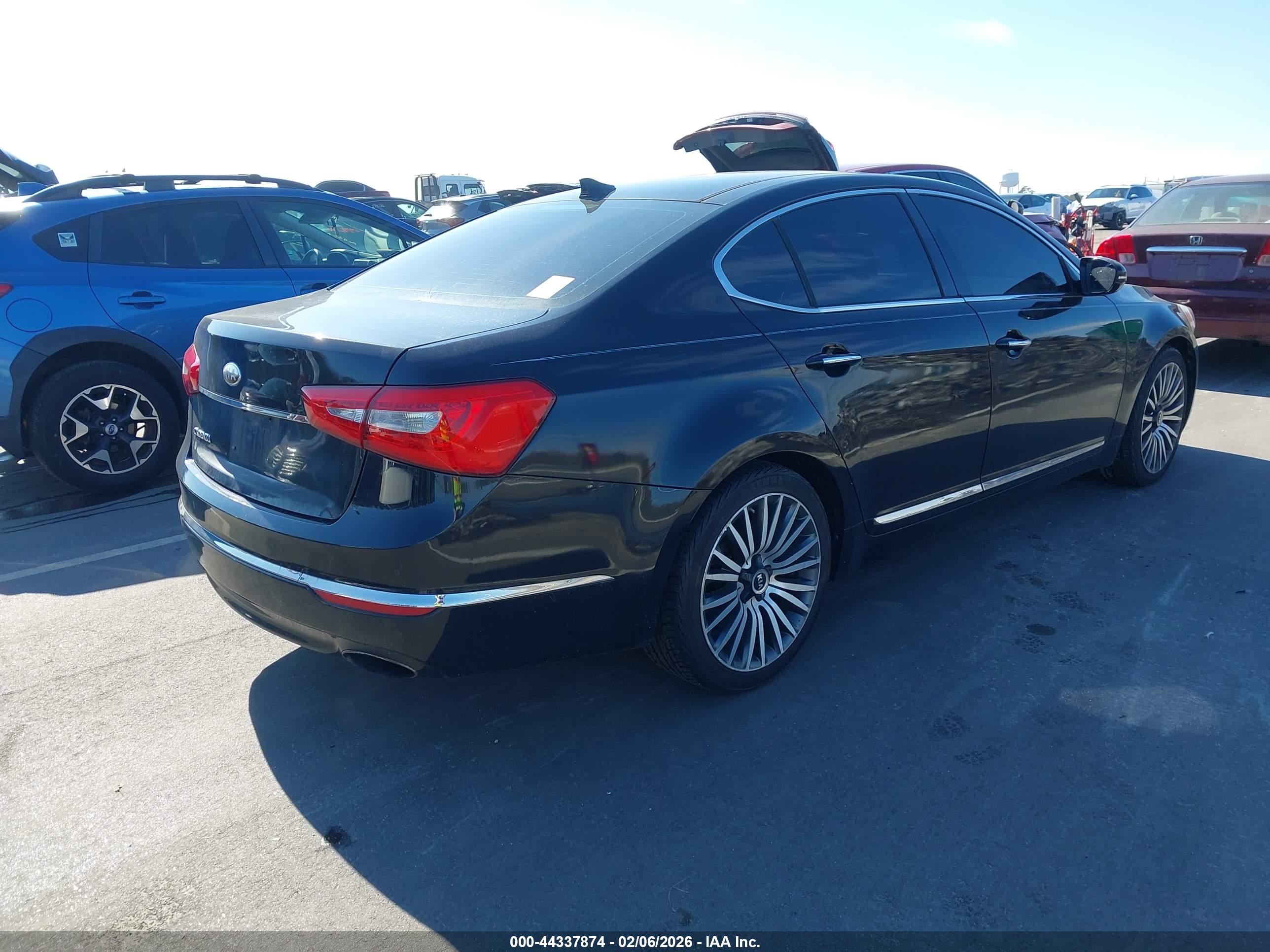 KIA CADENZA image 4