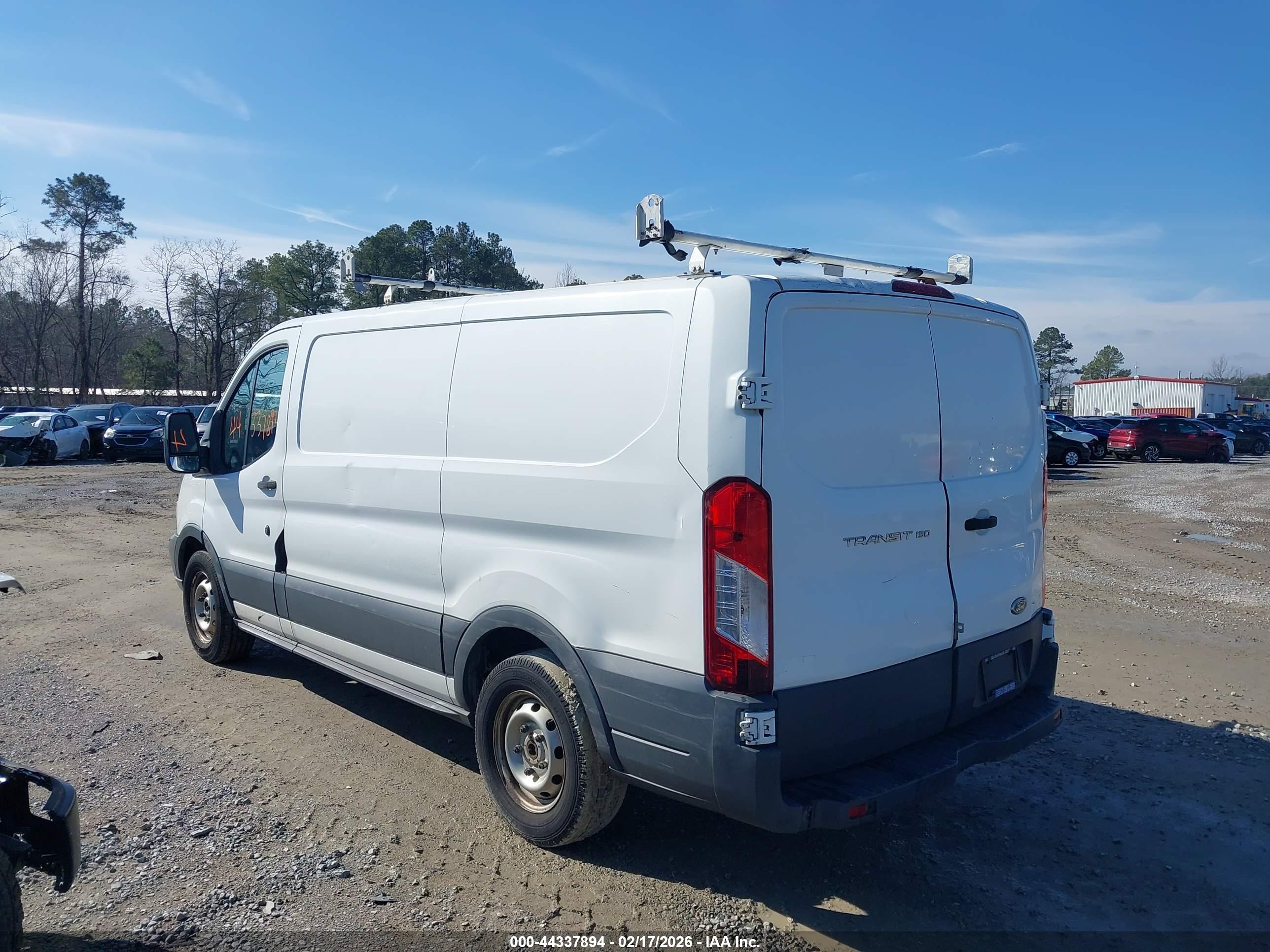 FORD TRANSIT-150 image 6