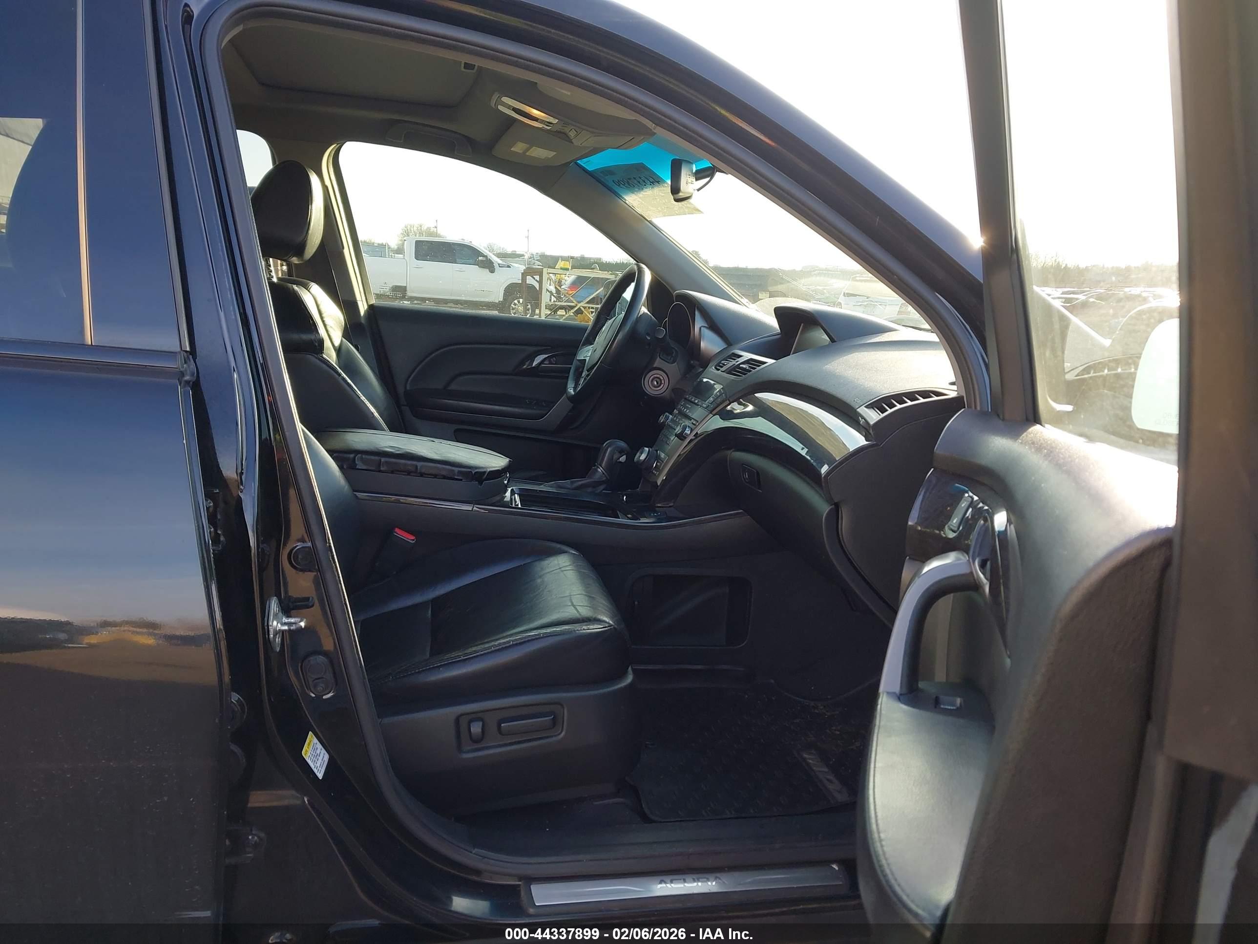 ACURA MDX image 5