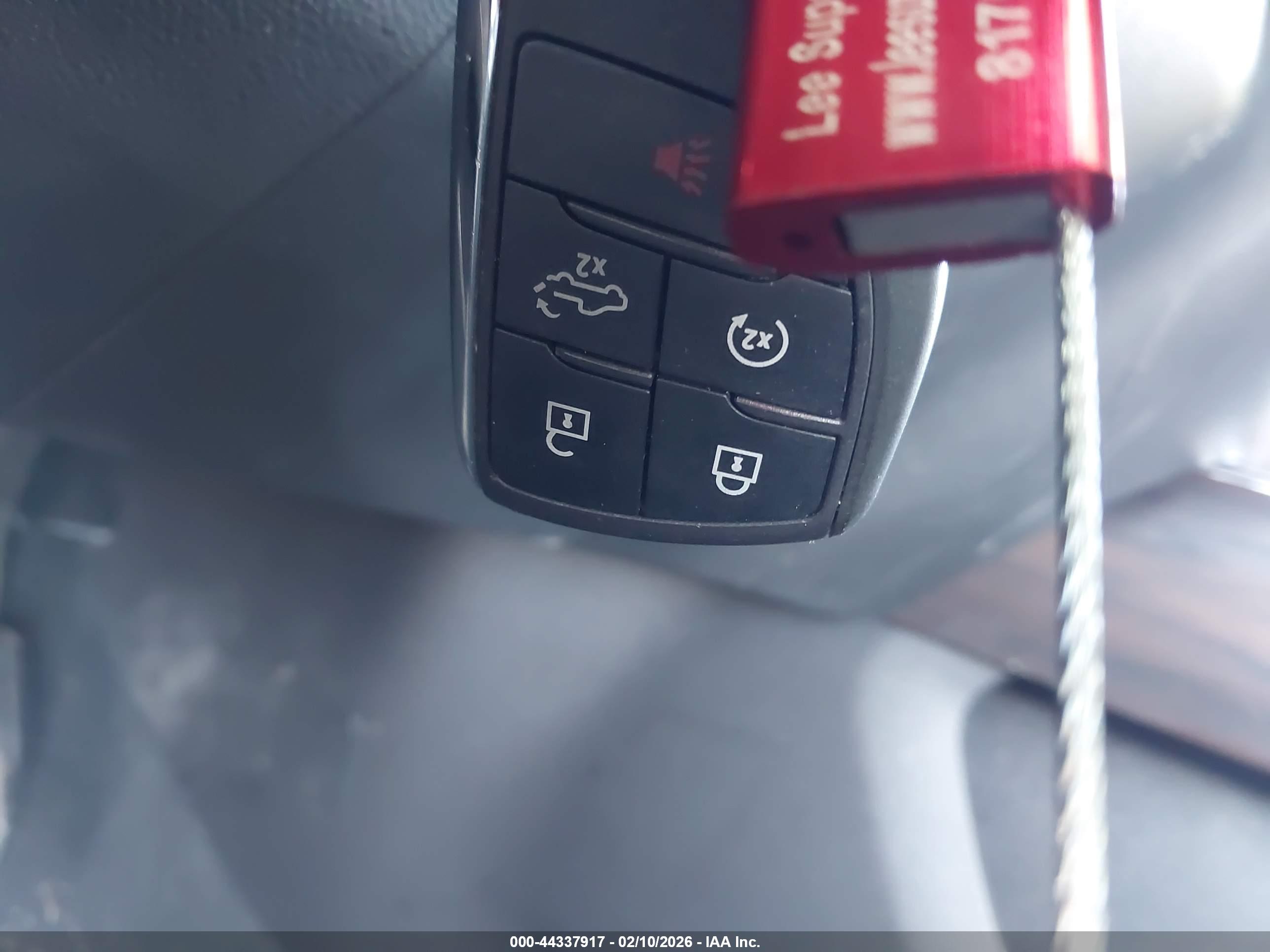 GMC SIERRA image 11