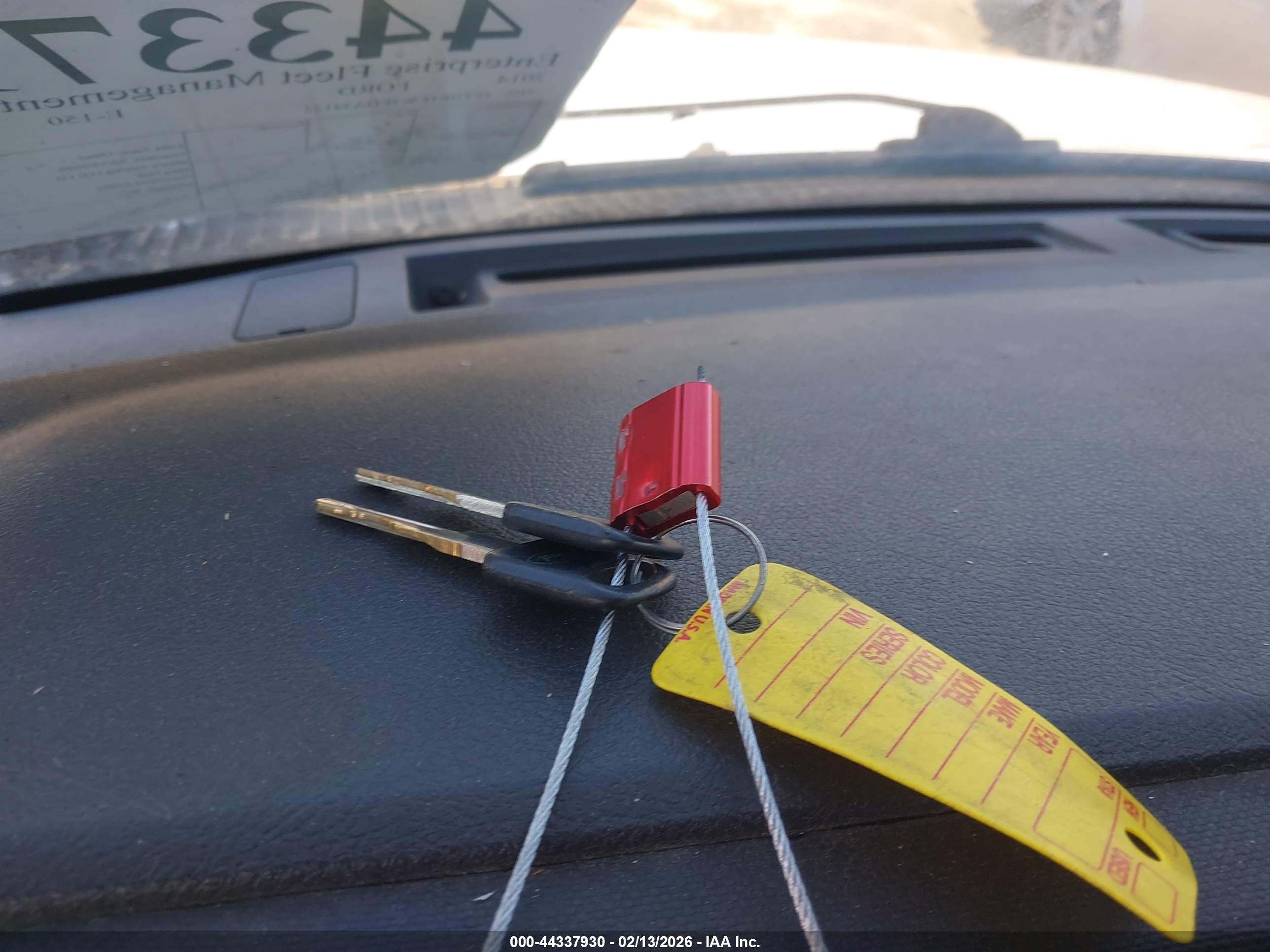 FORD E-150 image 11