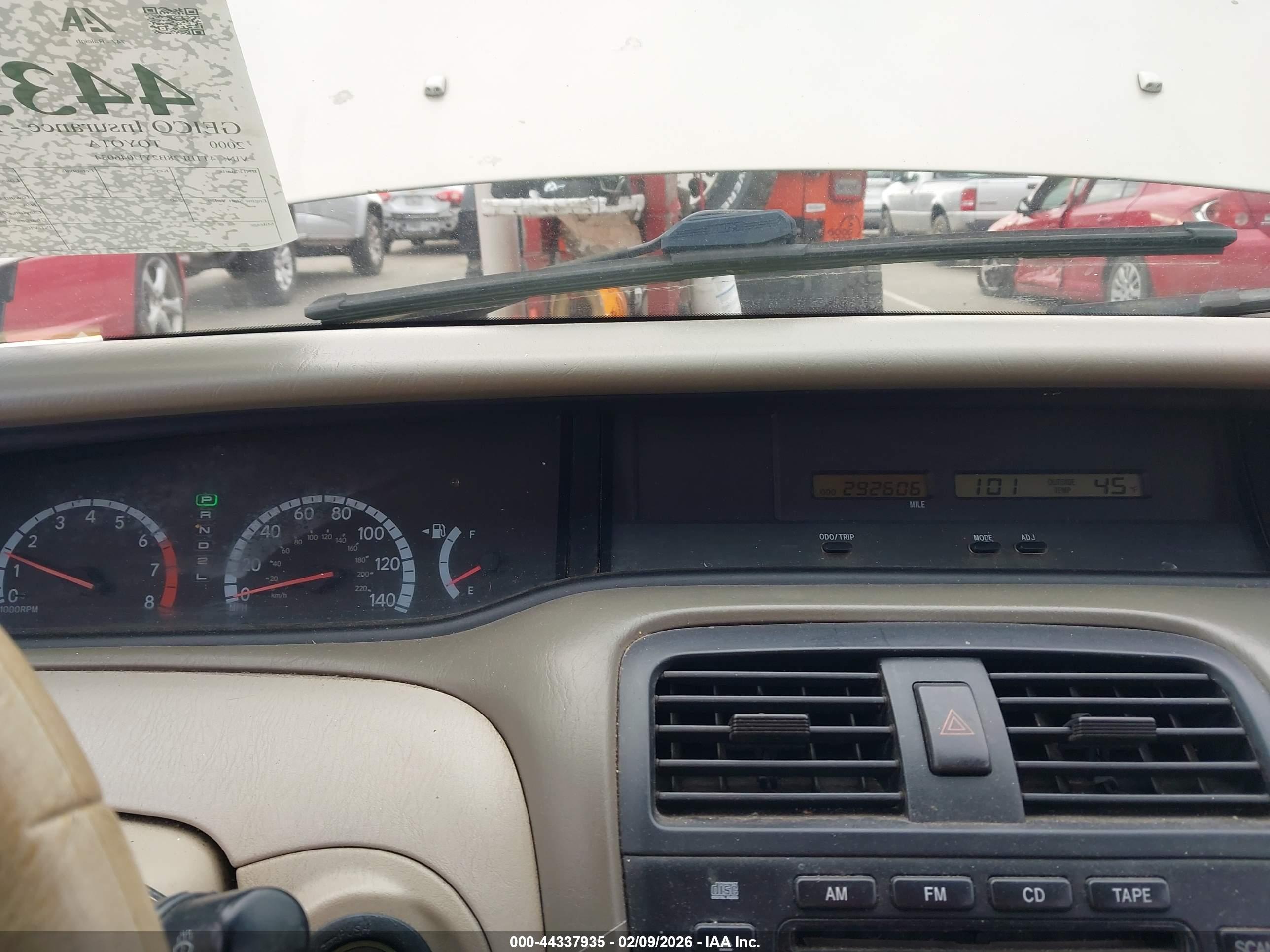 TOYOTA AVALON image 7