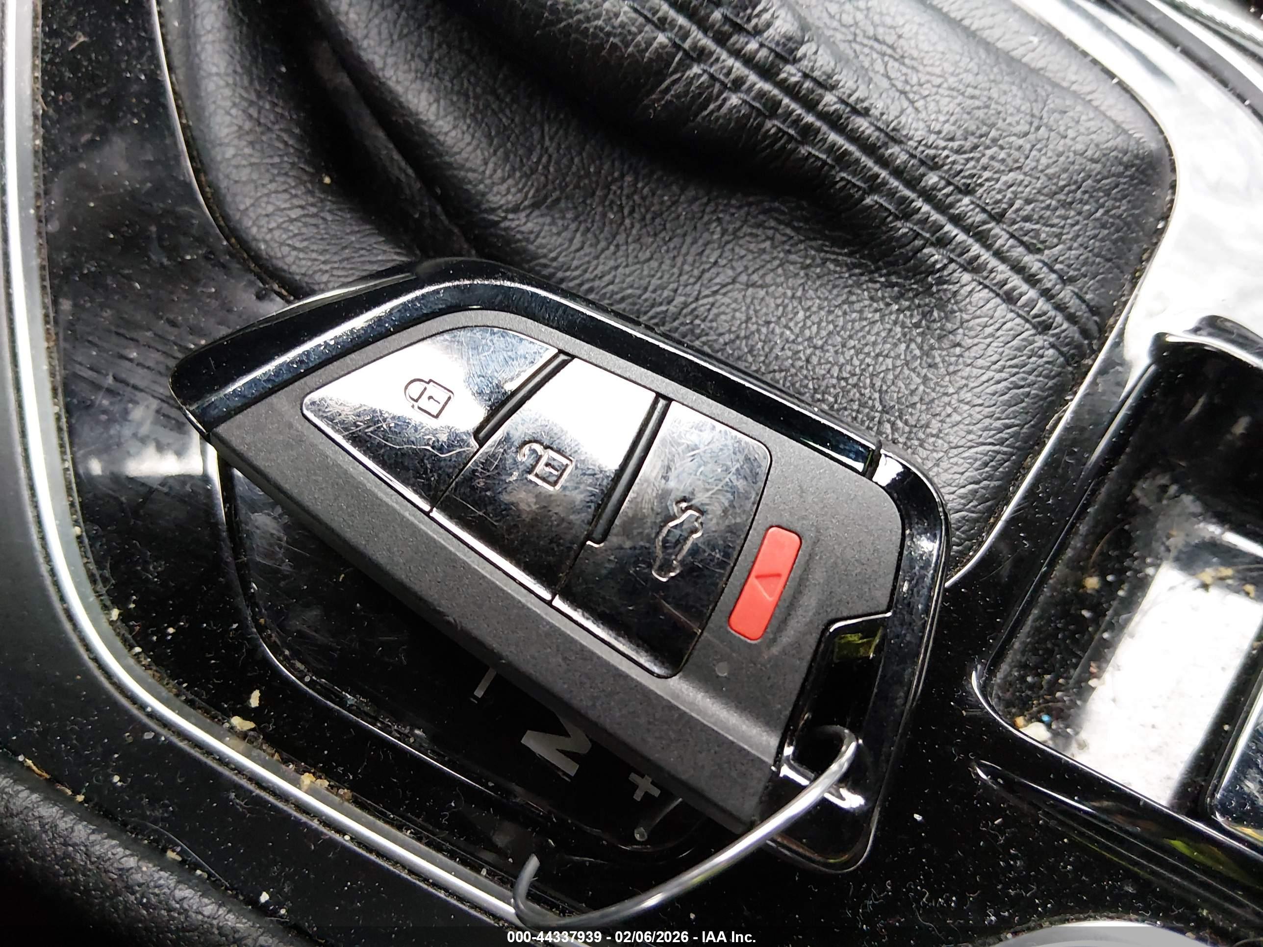JEEP CHEROKEE image 11