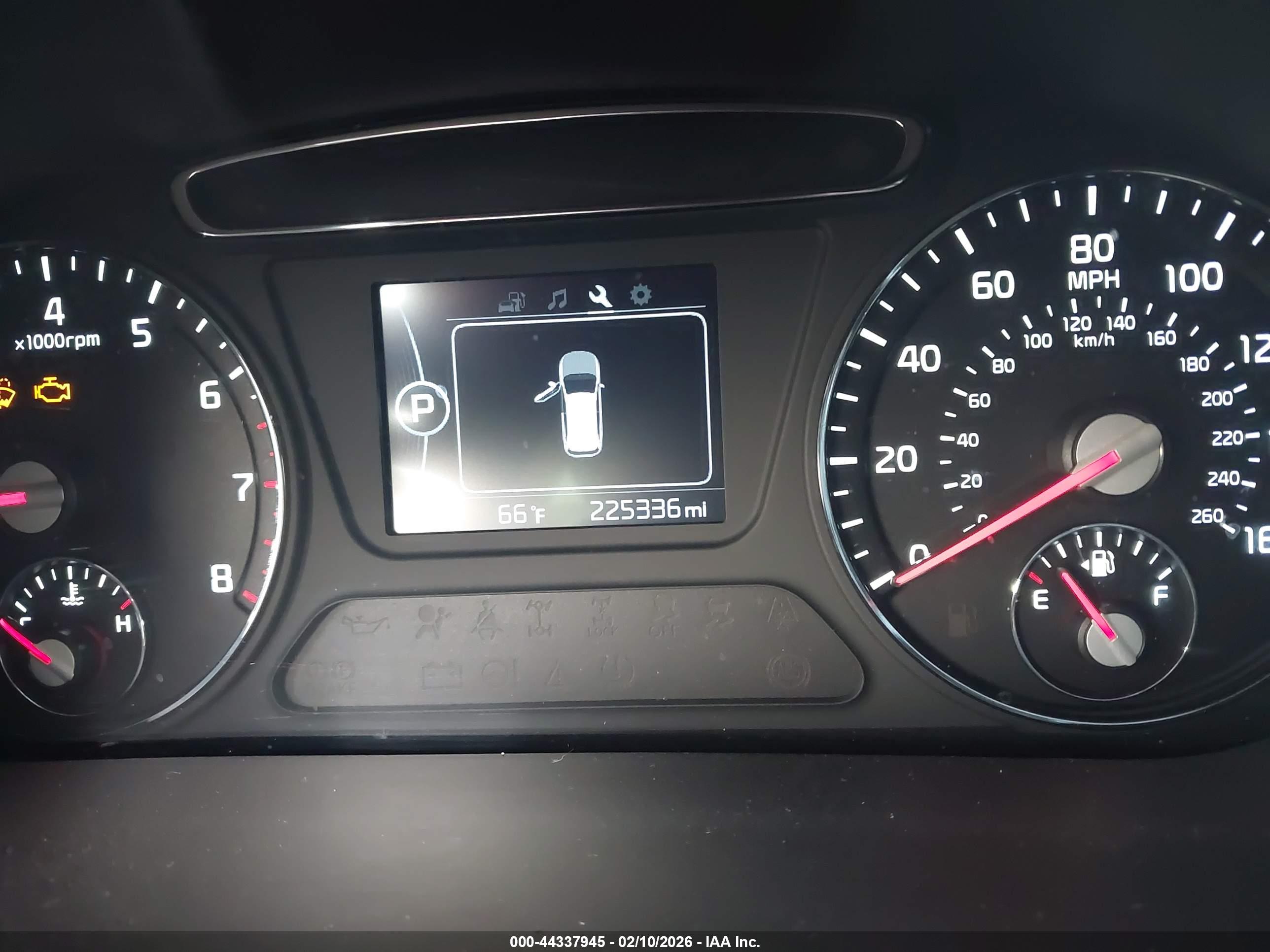 KIA SORENTO image 7