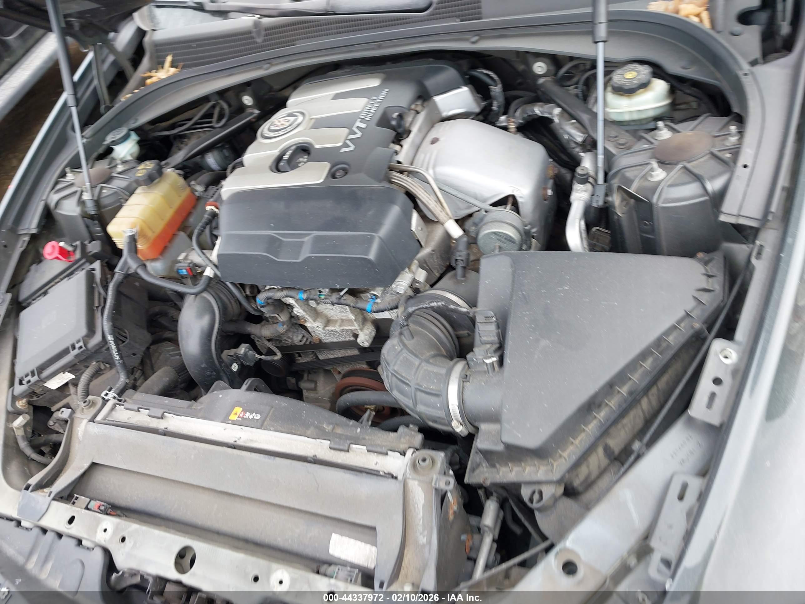 CADILLAC CTS image 10