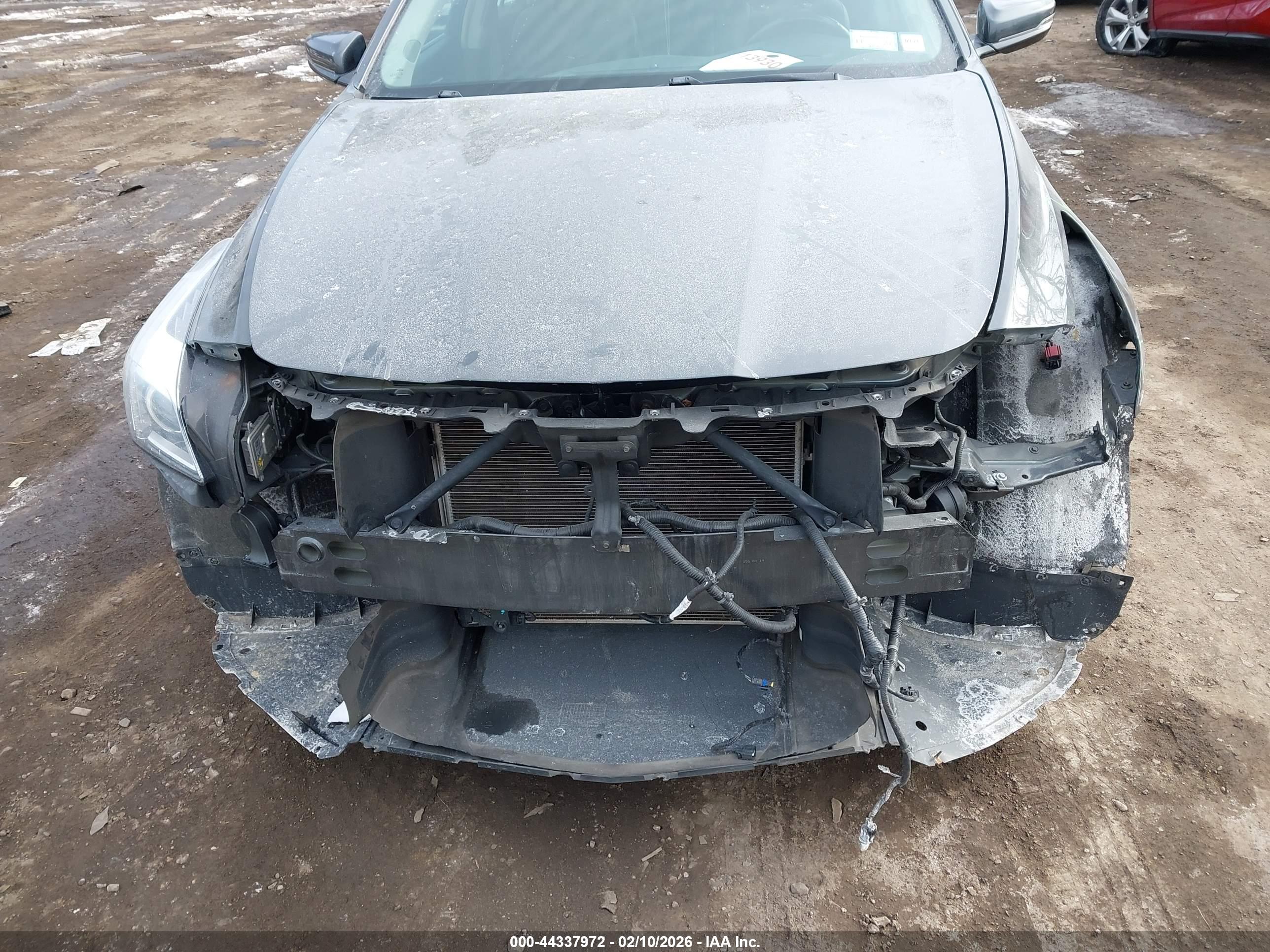 CADILLAC CTS image 6