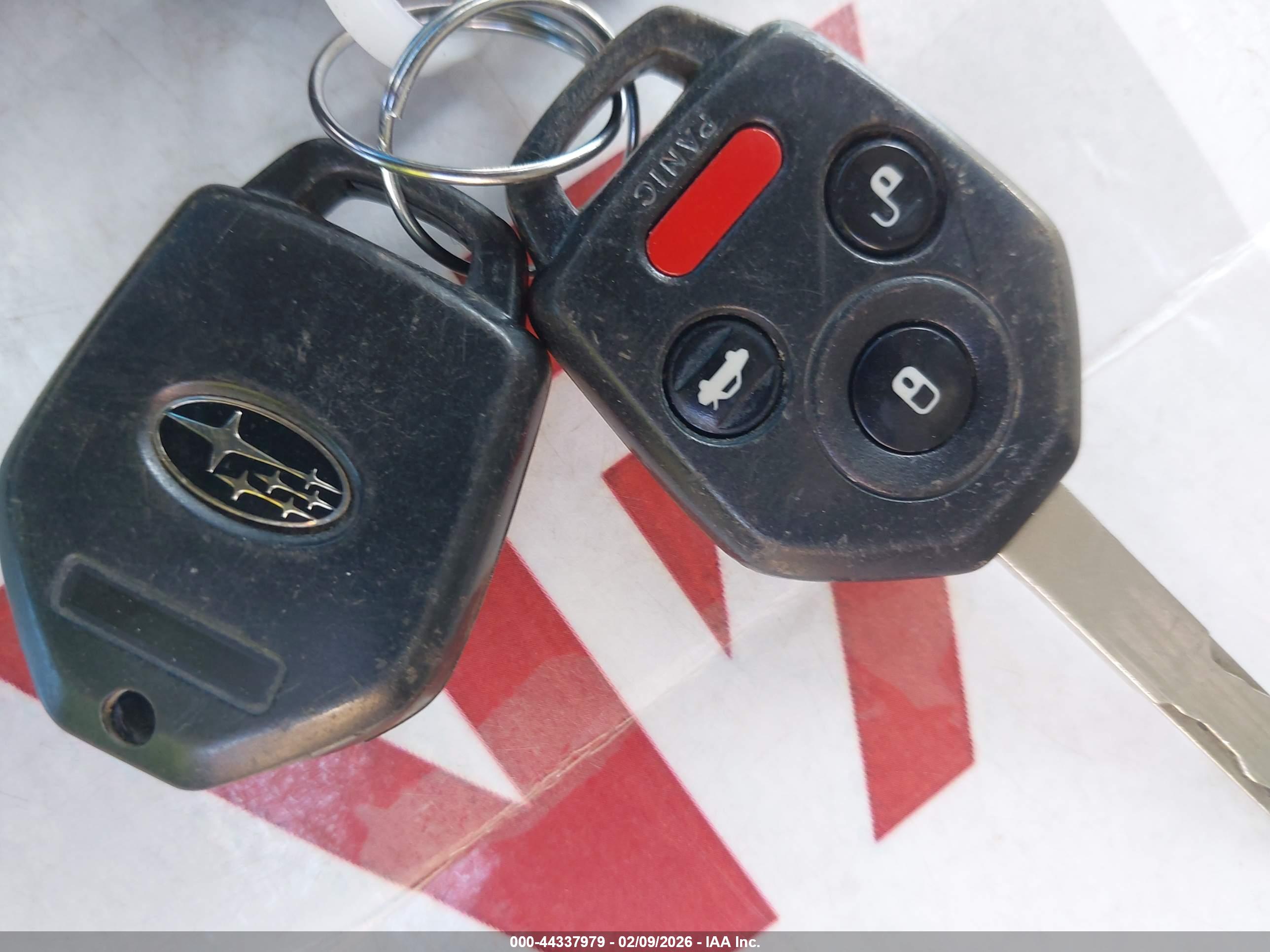 SUBARU OUTBACK image 11
