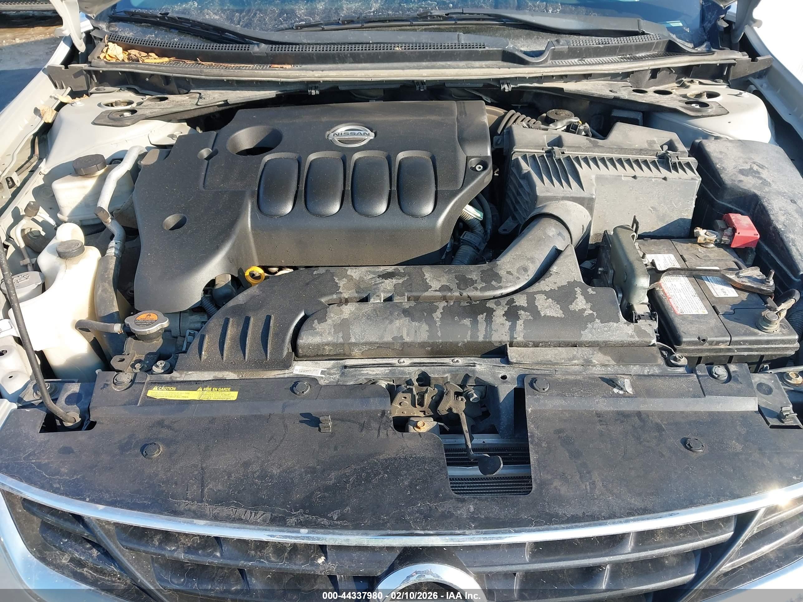 NISSAN ALTIMA image 10