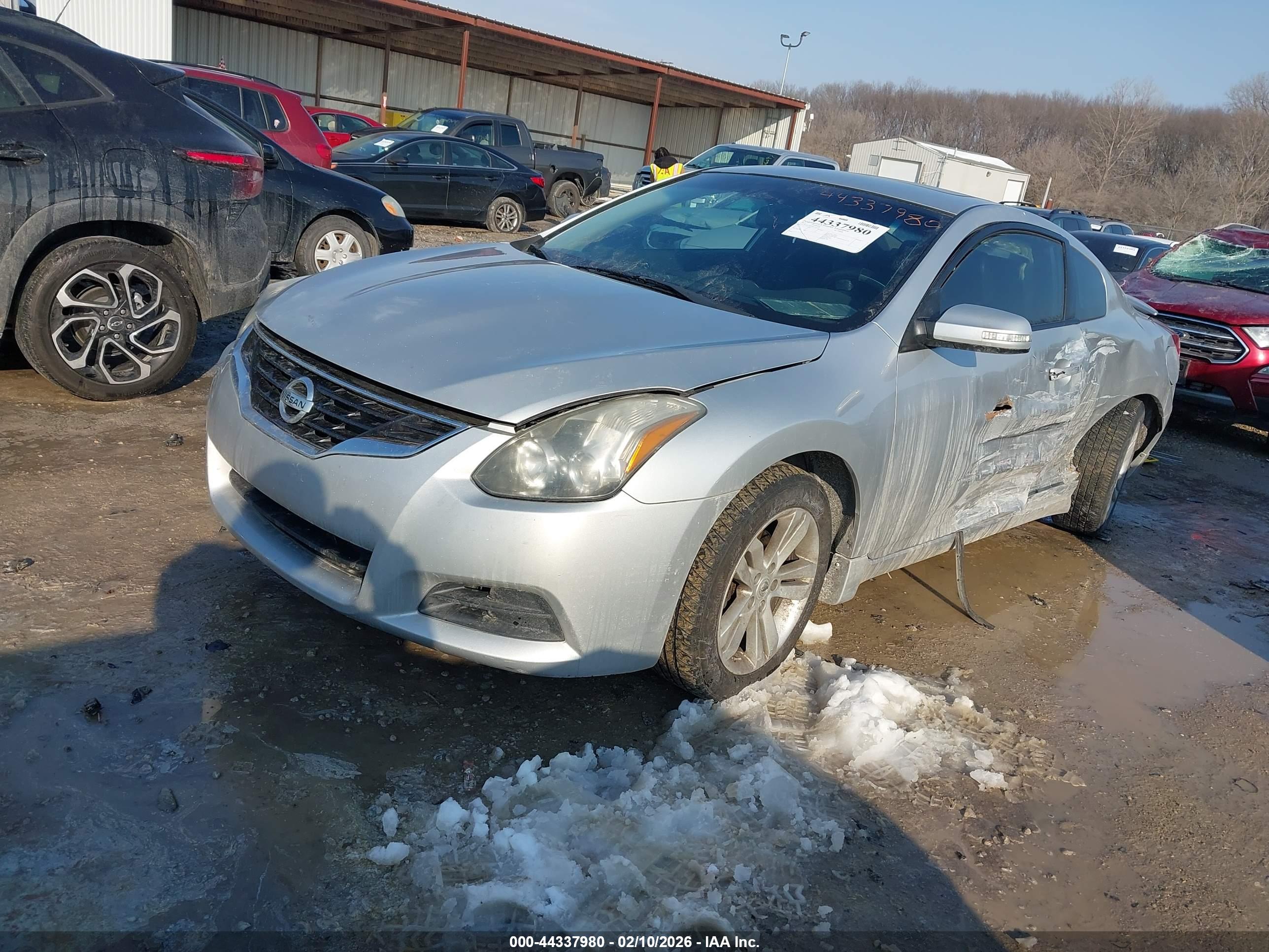 NISSAN ALTIMA image 2