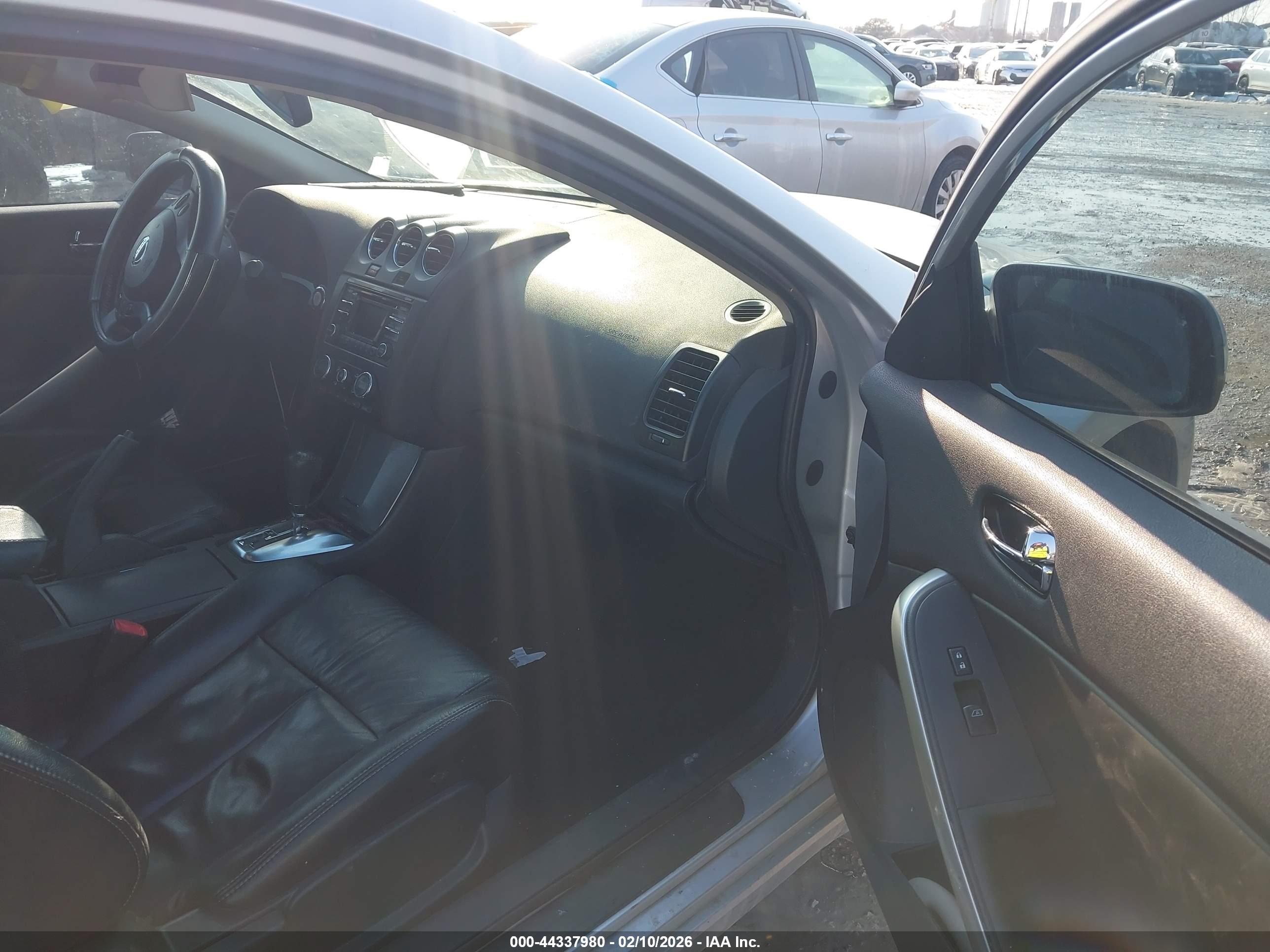 NISSAN ALTIMA image 5