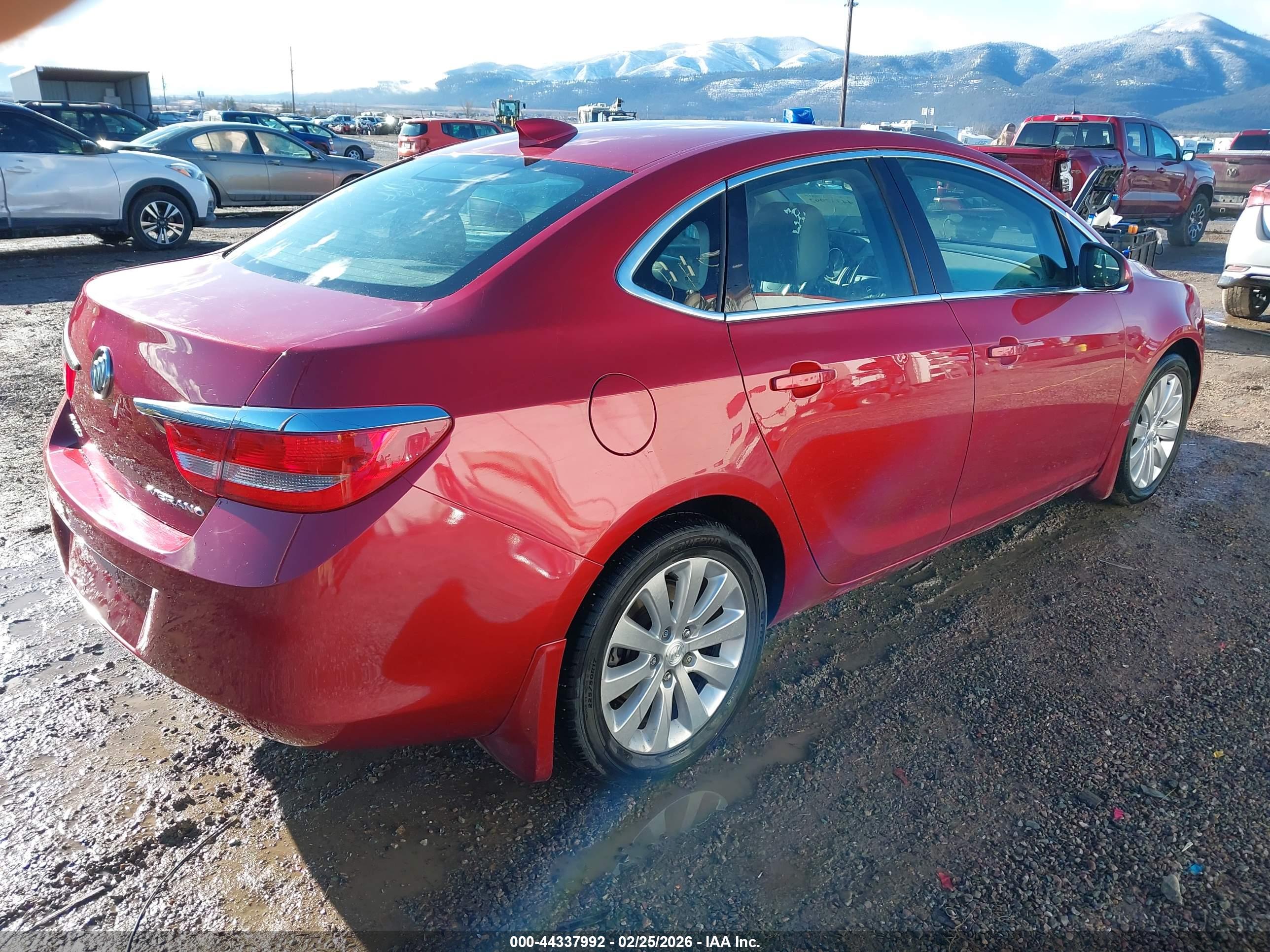 BUICK VERANO image 4