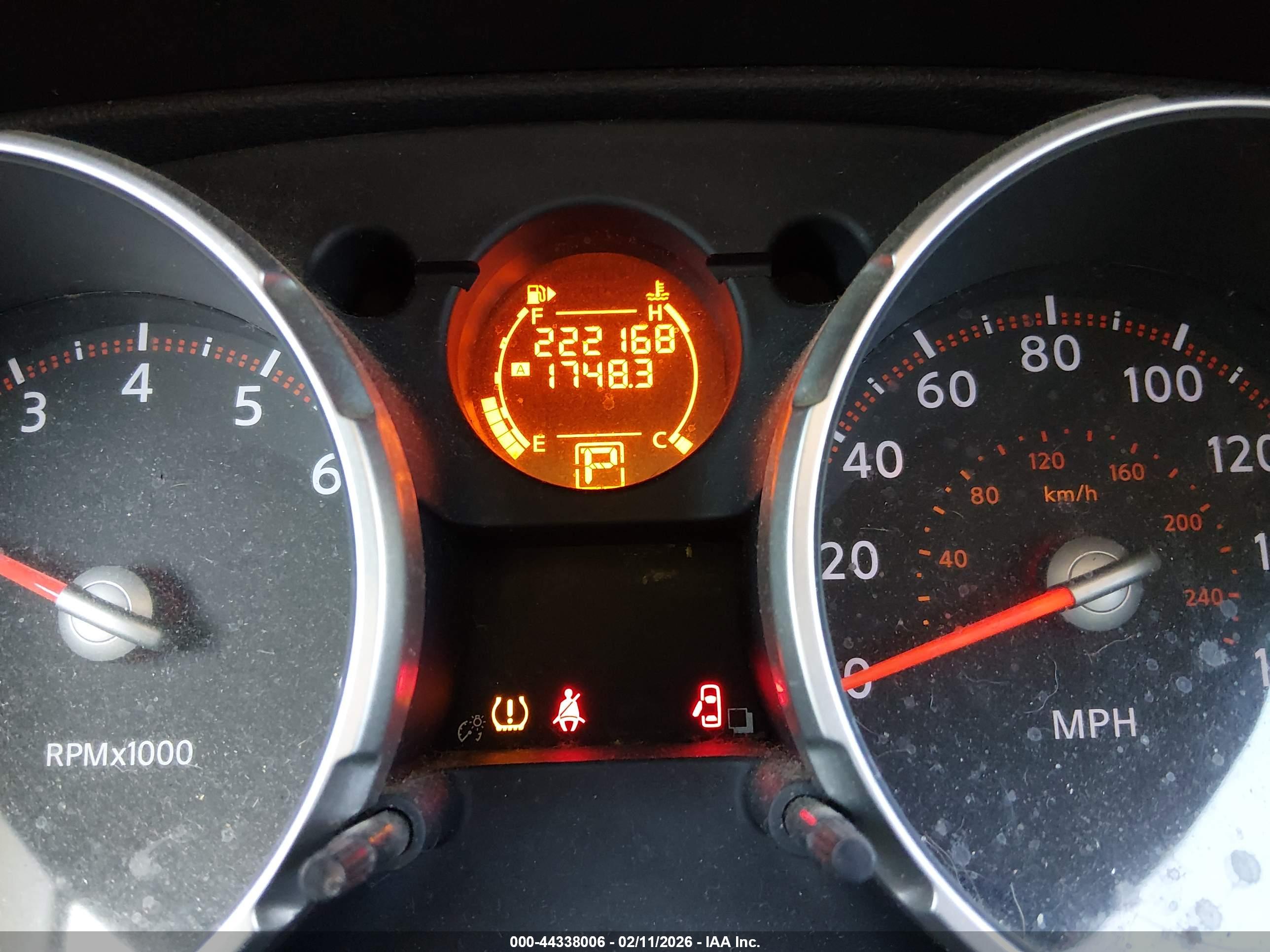 NISSAN ROGUE image 7