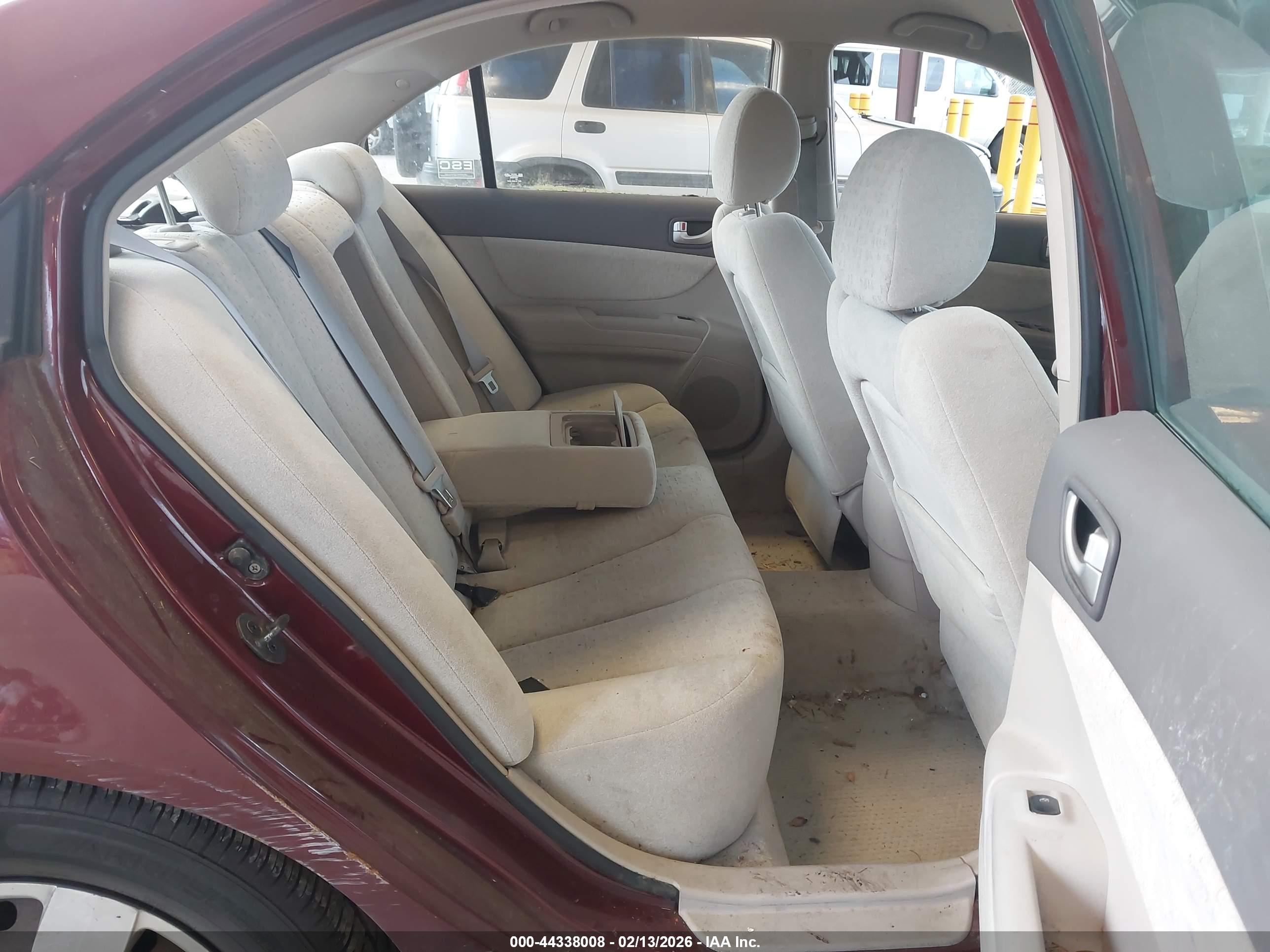 HYUNDAI SONATA image 8