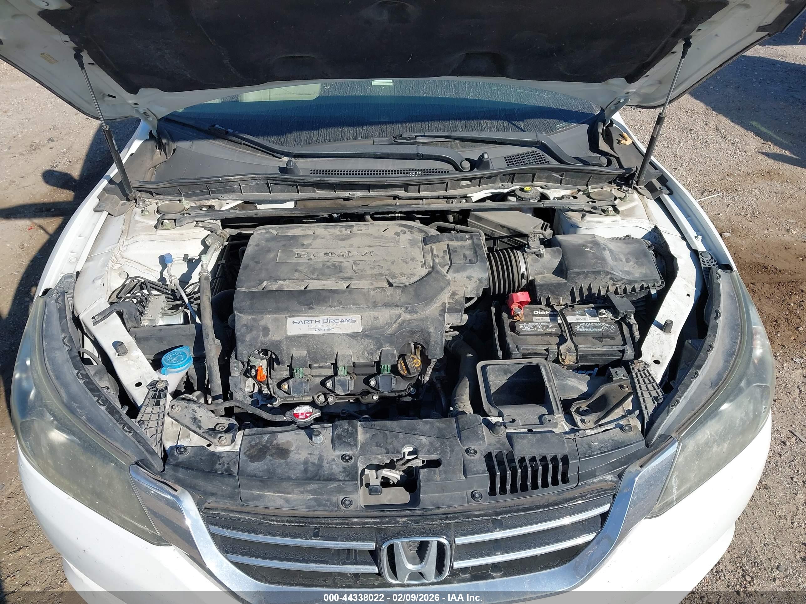 HONDA ACCORD image 10