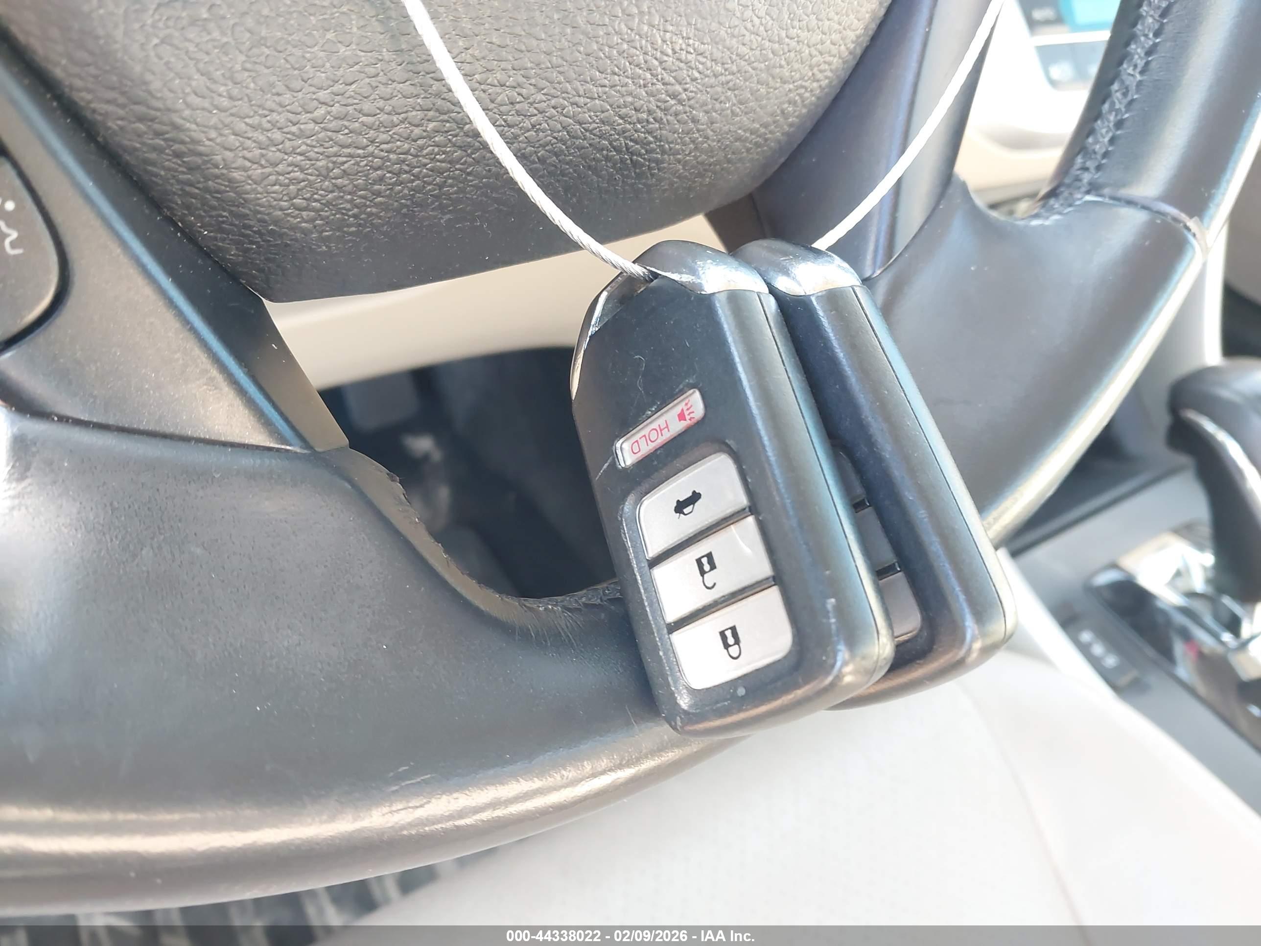 HONDA ACCORD image 11