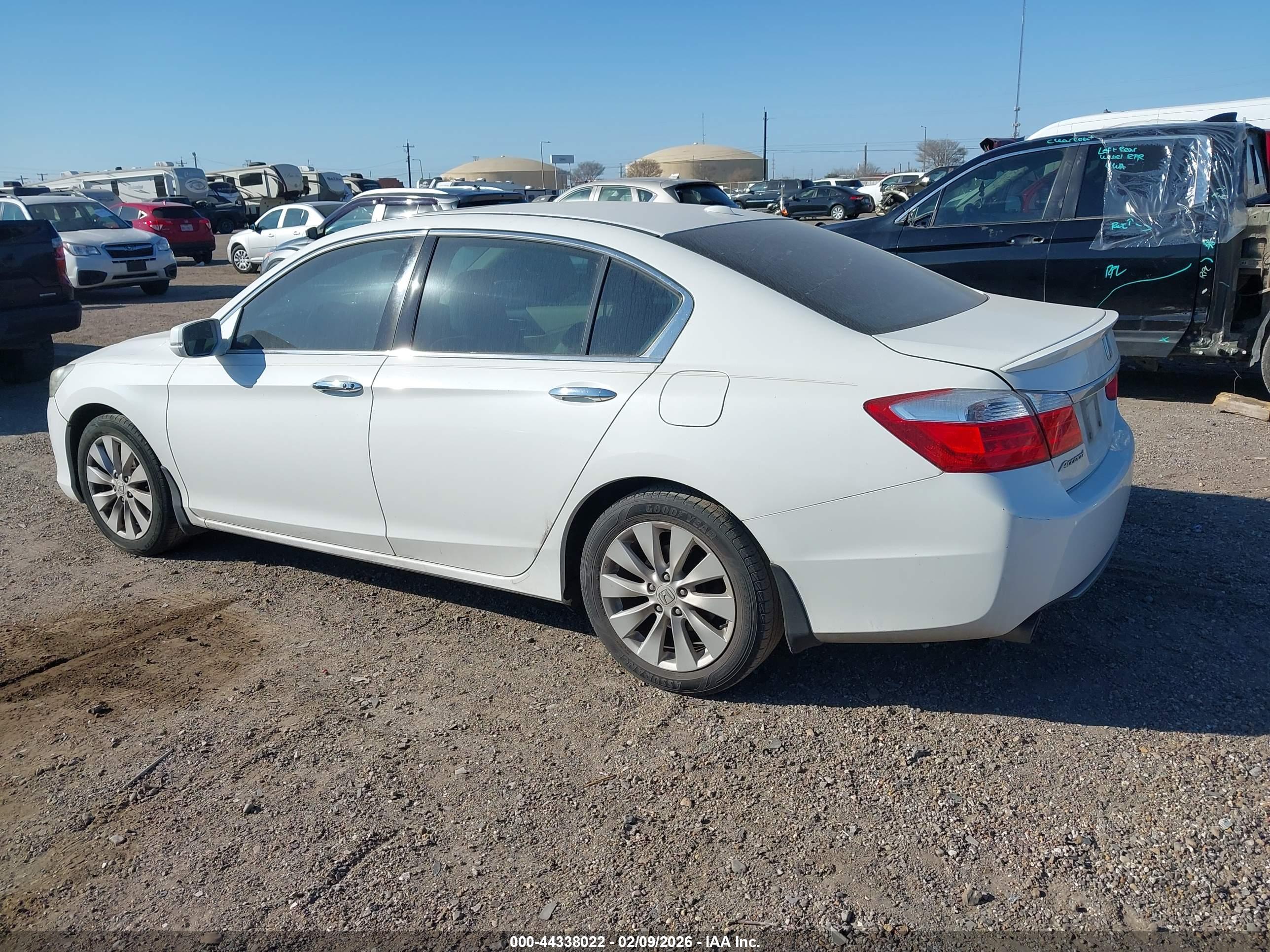 HONDA ACCORD image 3