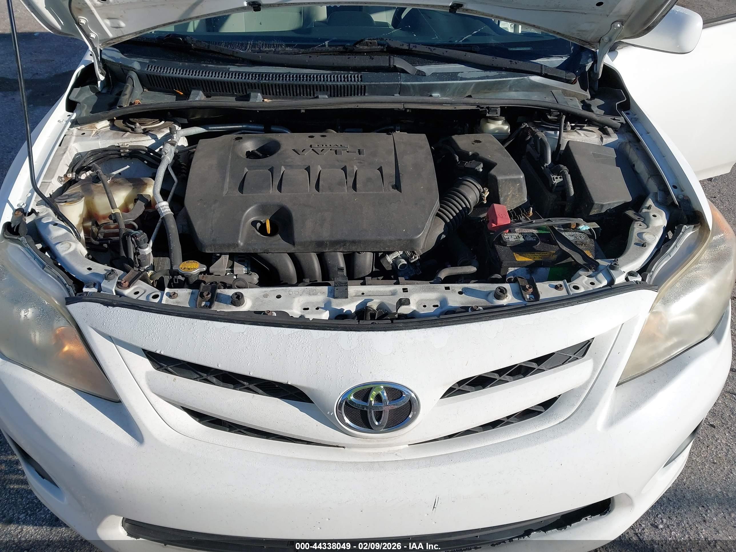 TOYOTA COROLLA image 10