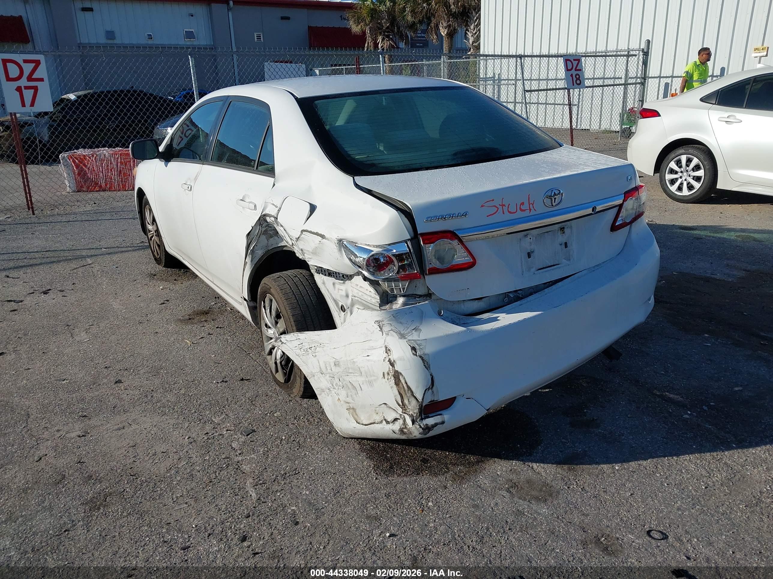 TOYOTA COROLLA image 6