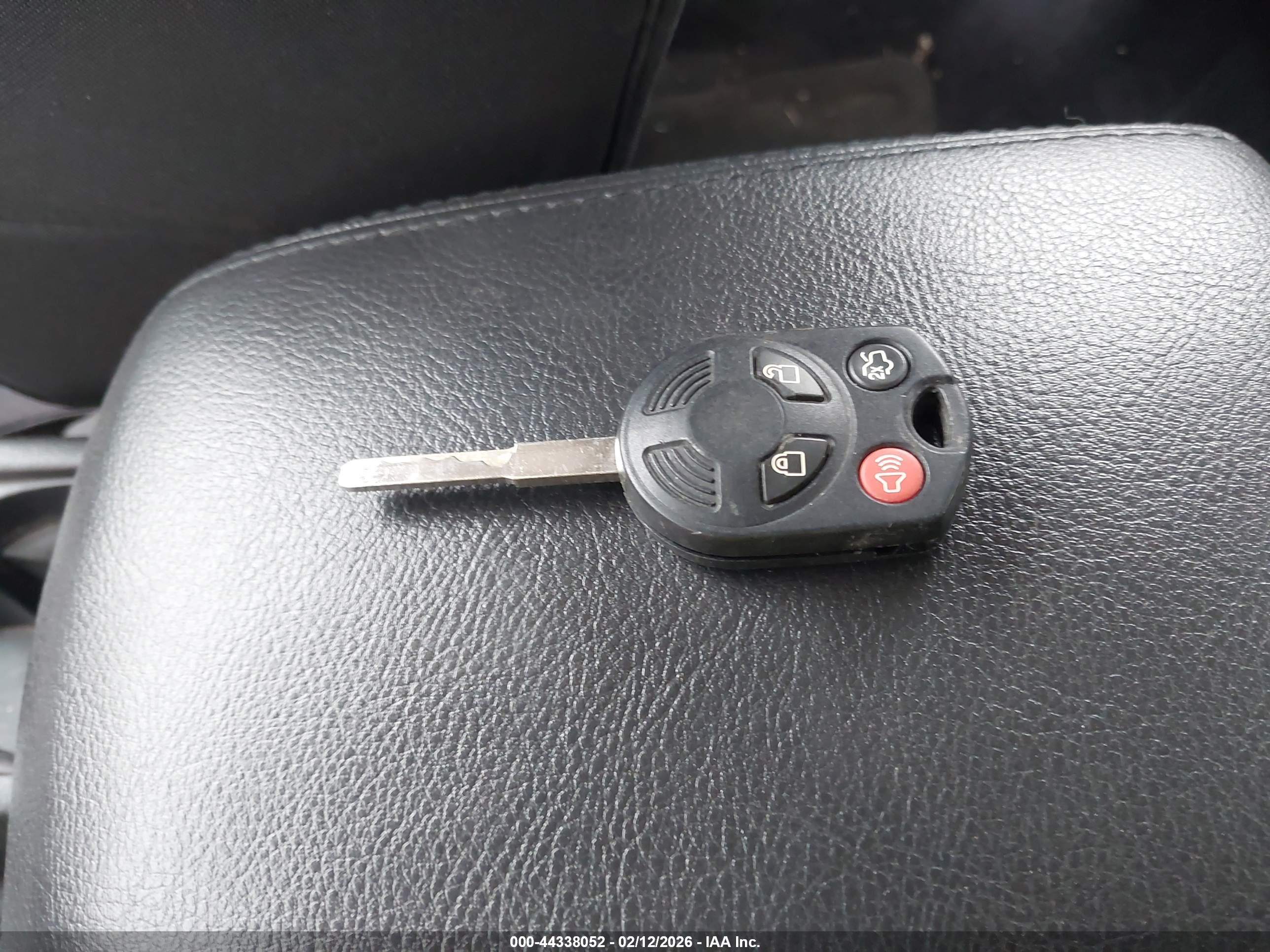FORD FOCUS image 11
