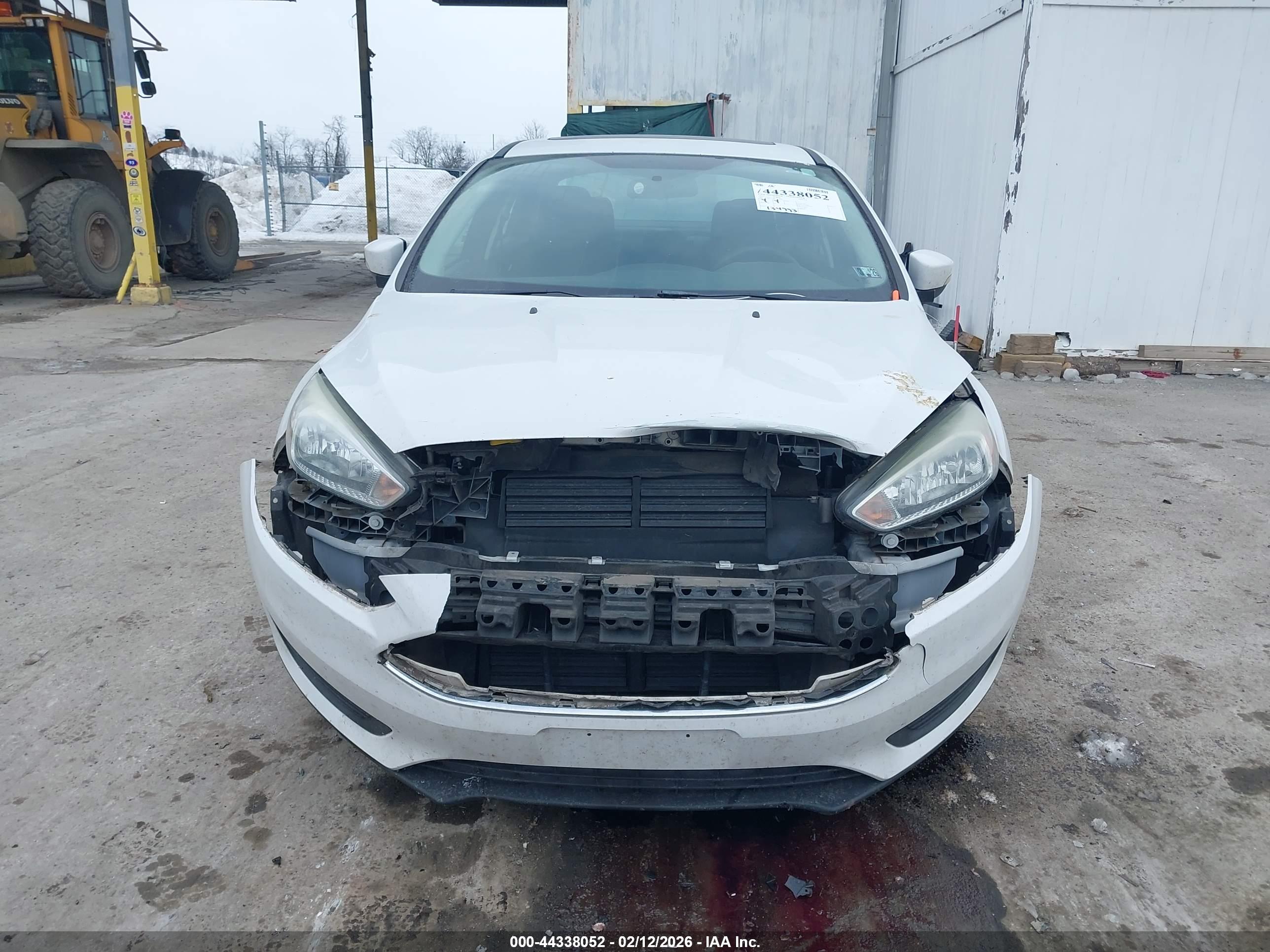 FORD FOCUS image 6
