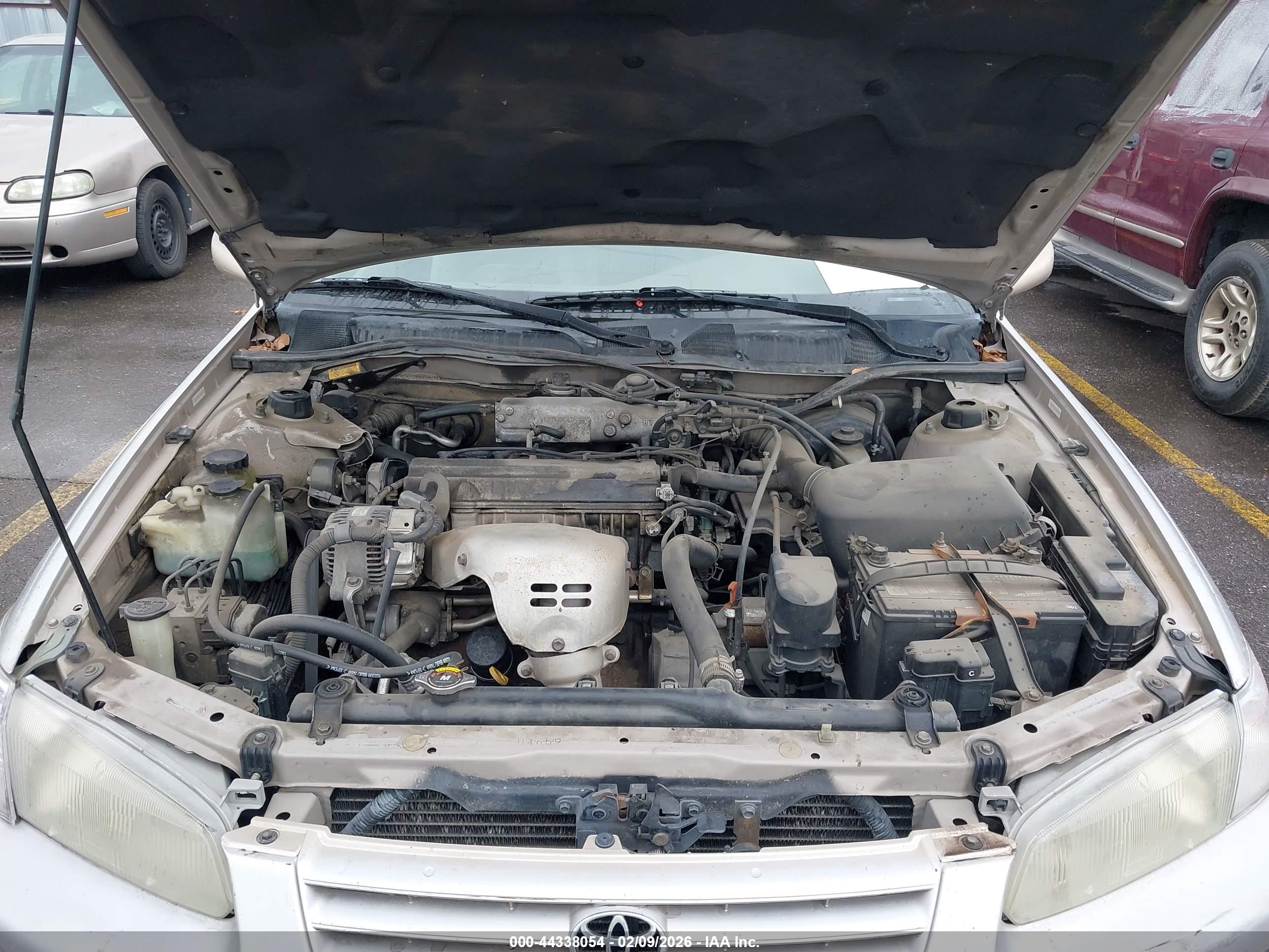 TOYOTA CAMRY image 10