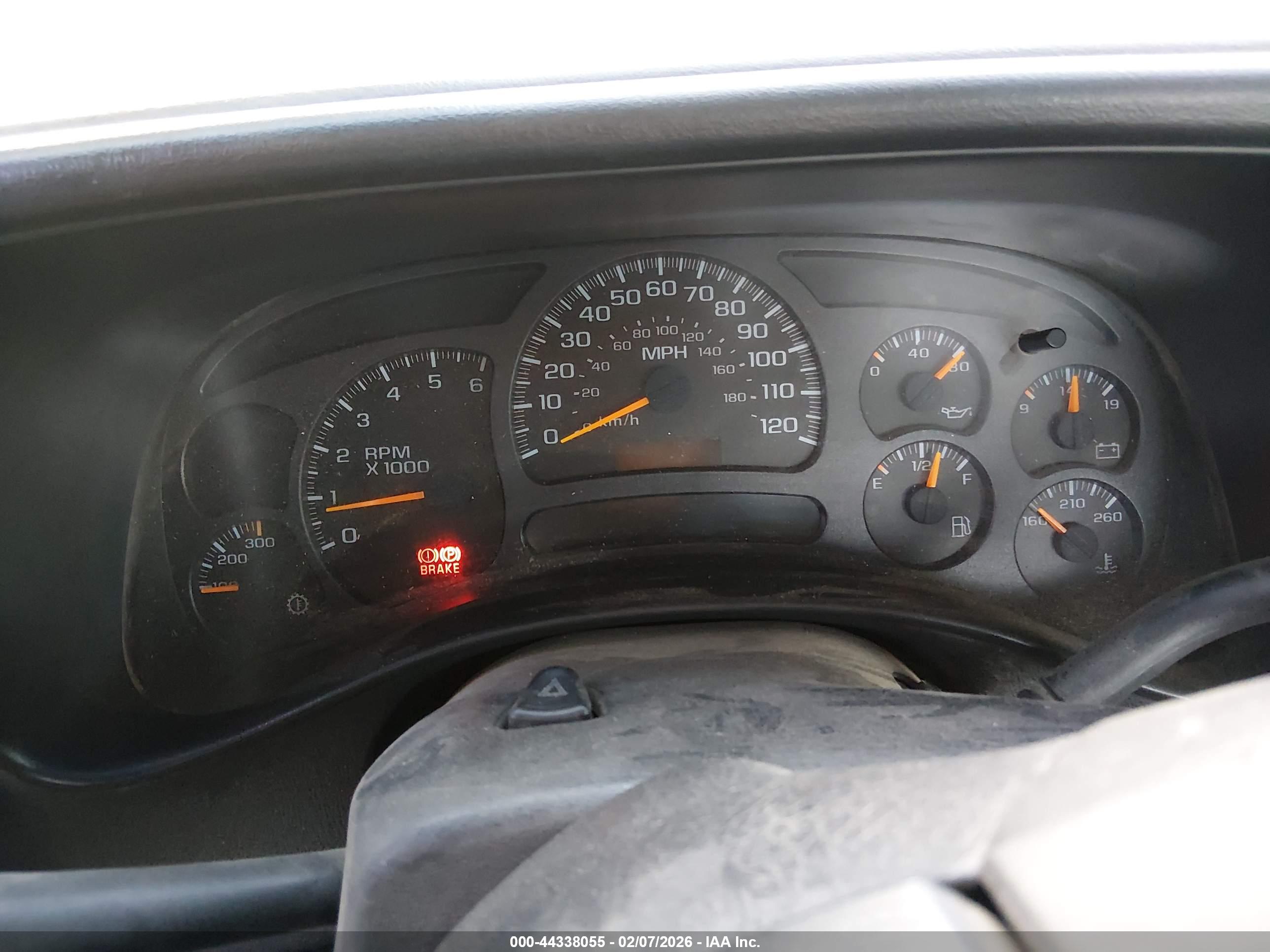CHEVROLET SILVERADO image 7