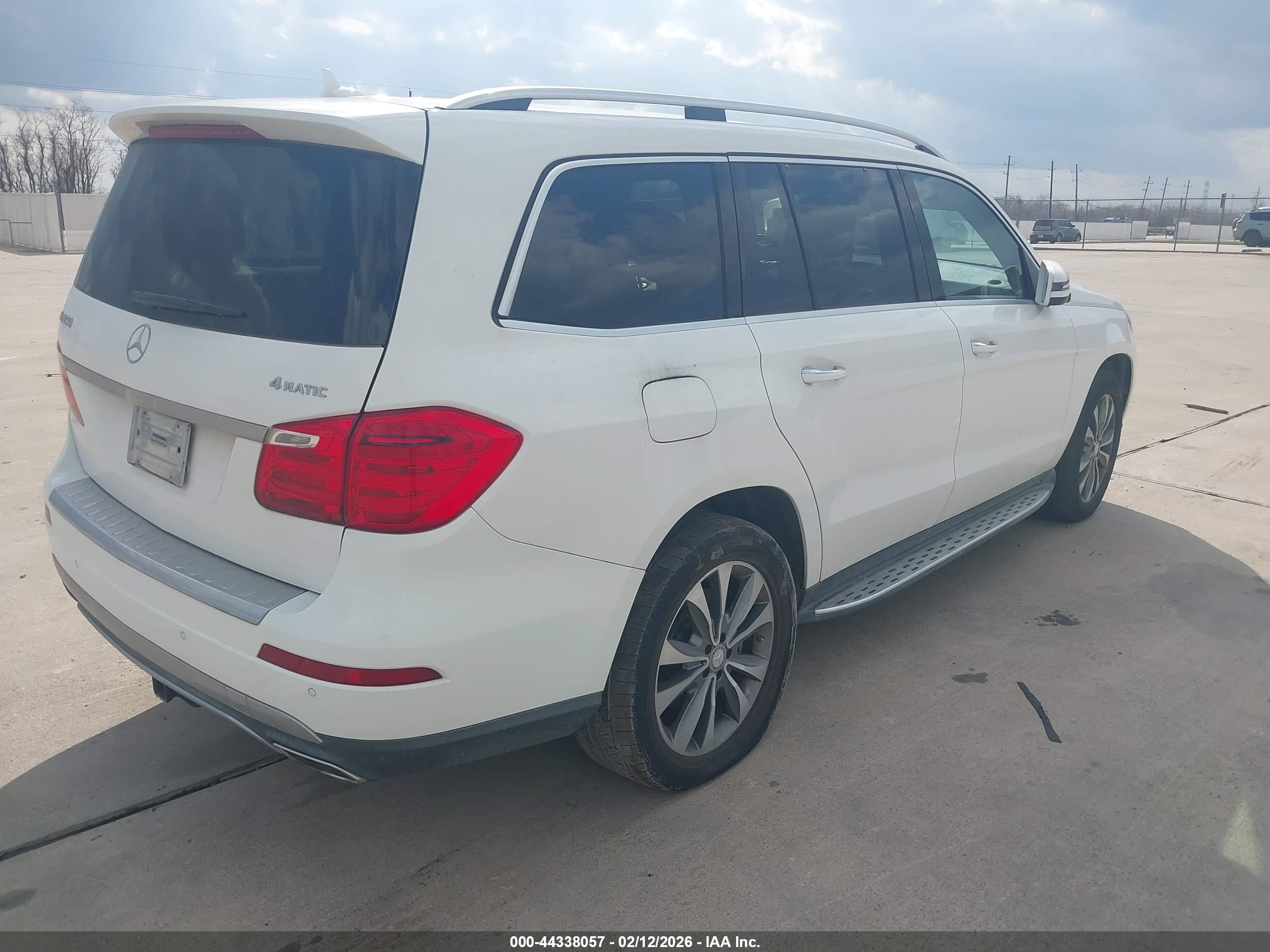 MERCEDES-BENZ GL image 4