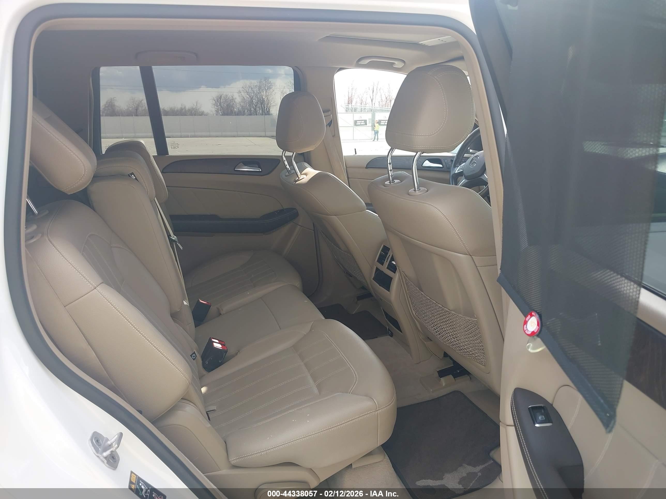 MERCEDES-BENZ GL image 8
