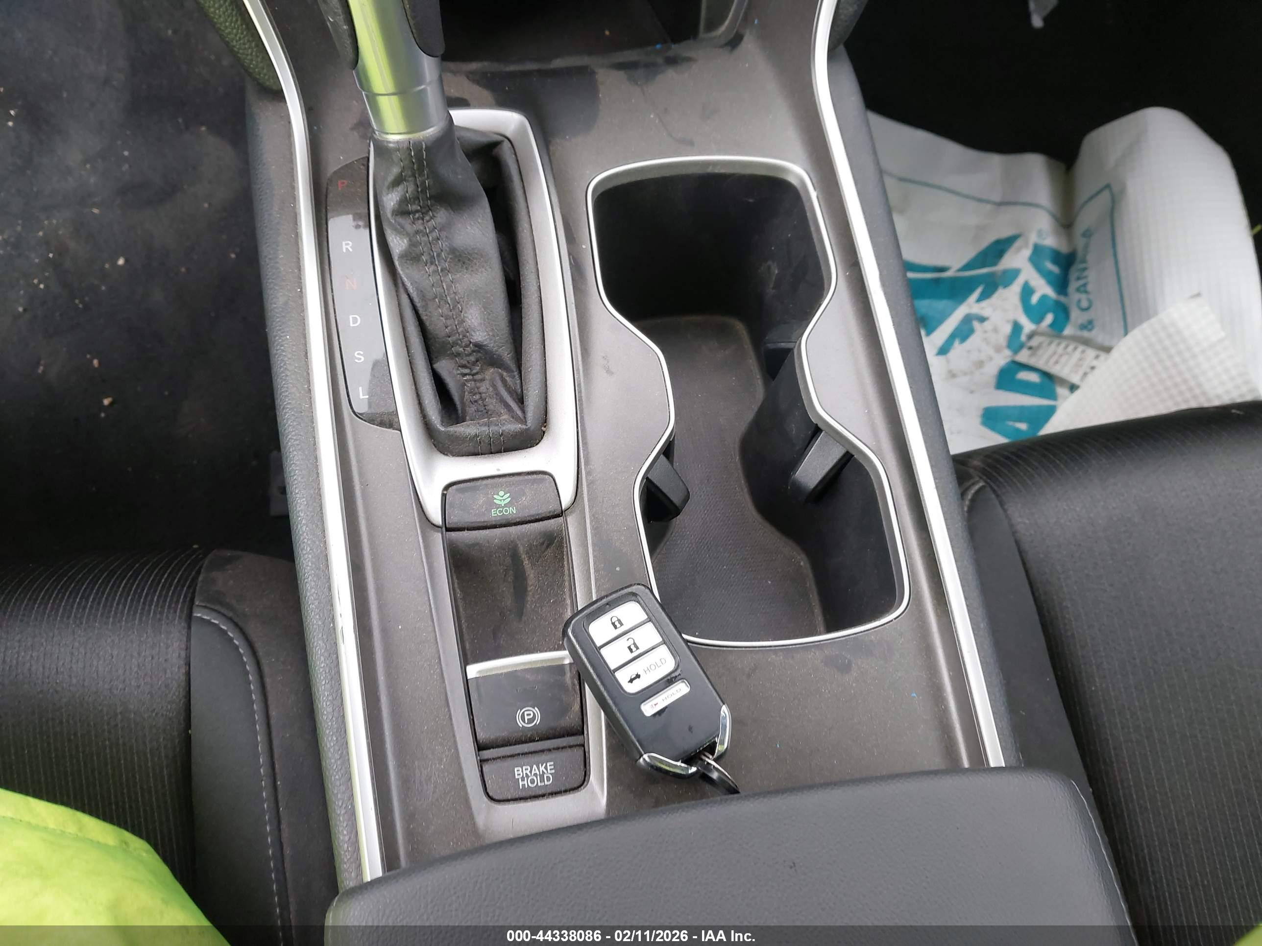 HONDA ACCORD image 11