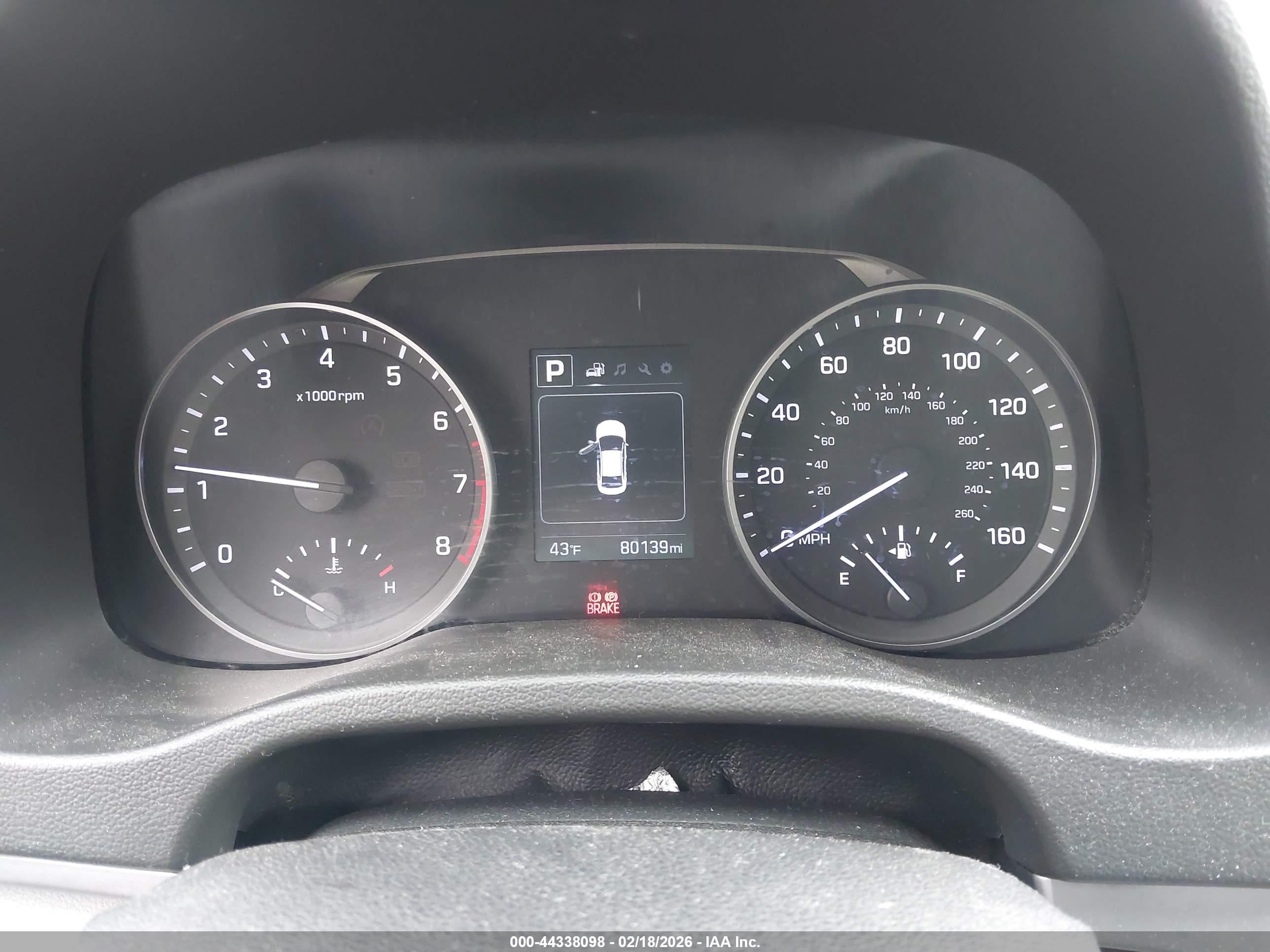 HYUNDAI ELANTRA image 7