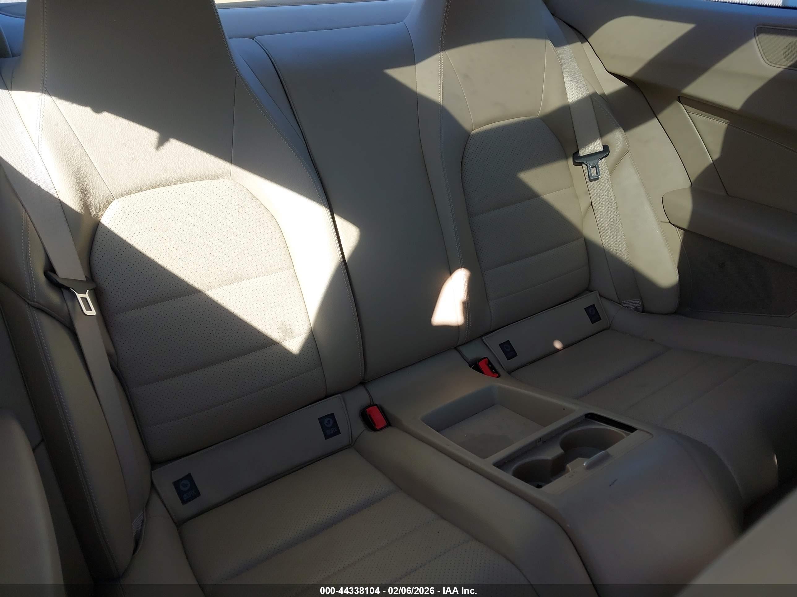 MERCEDES-BENZ C image 8