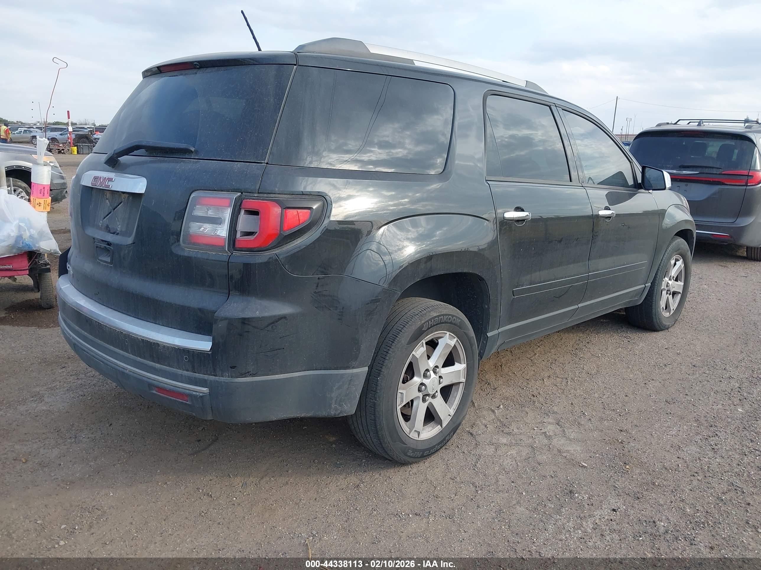 GMC ACADIA image 4