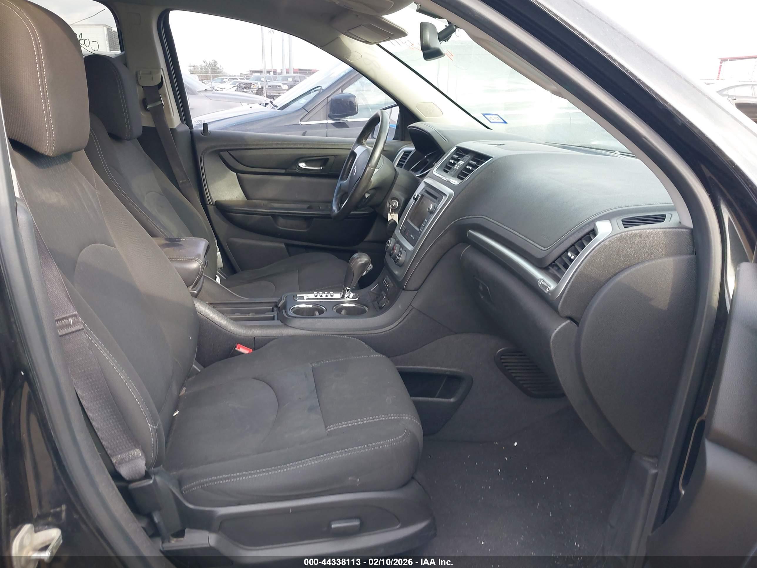 GMC ACADIA image 5