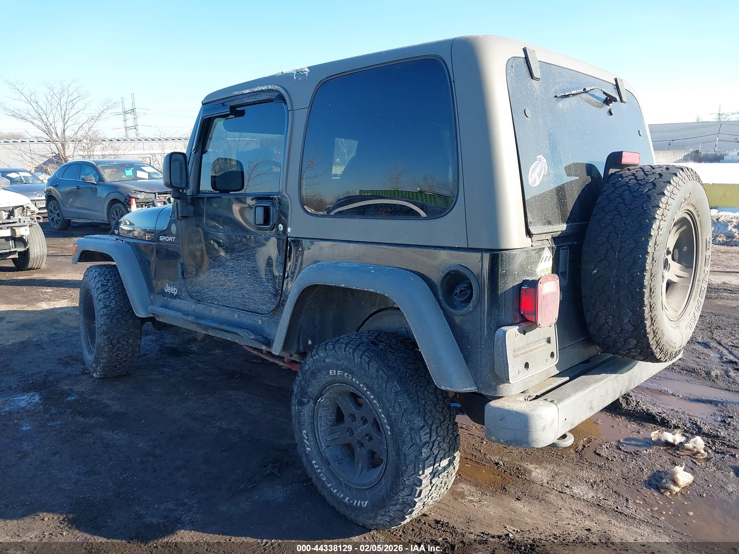 JEEP WRANGLER image 3