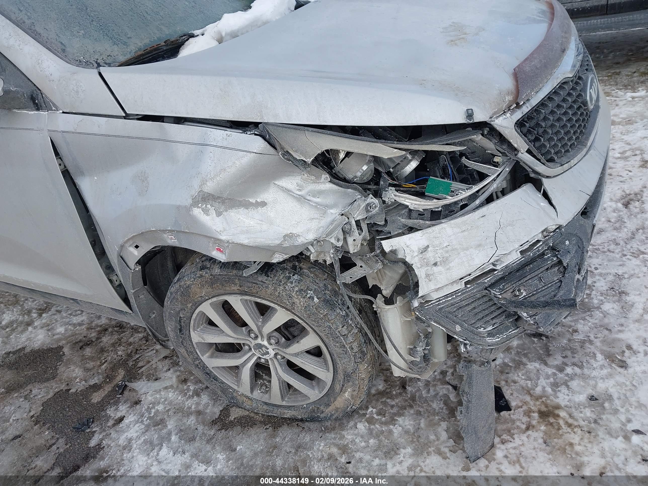 KIA SPORTAGE image 6